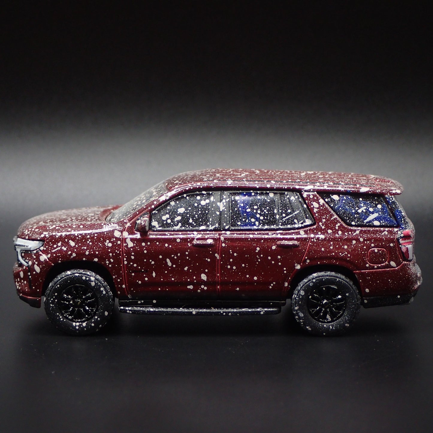 2021-2025 CHEVY CHEVROLET TAHOE RST SNOW COVERED 1:64 SCALE DIECAST MODEL CAR