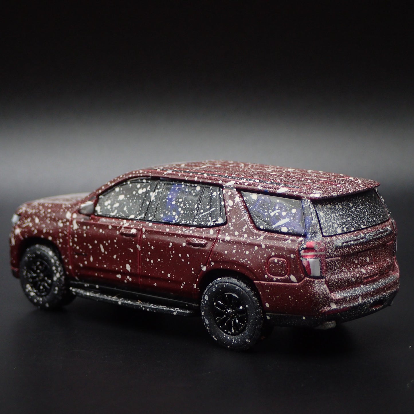 2021-2025 CHEVY CHEVROLET TAHOE RST SNOW COVERED 1:64 SCALE DIECAST MODEL CAR