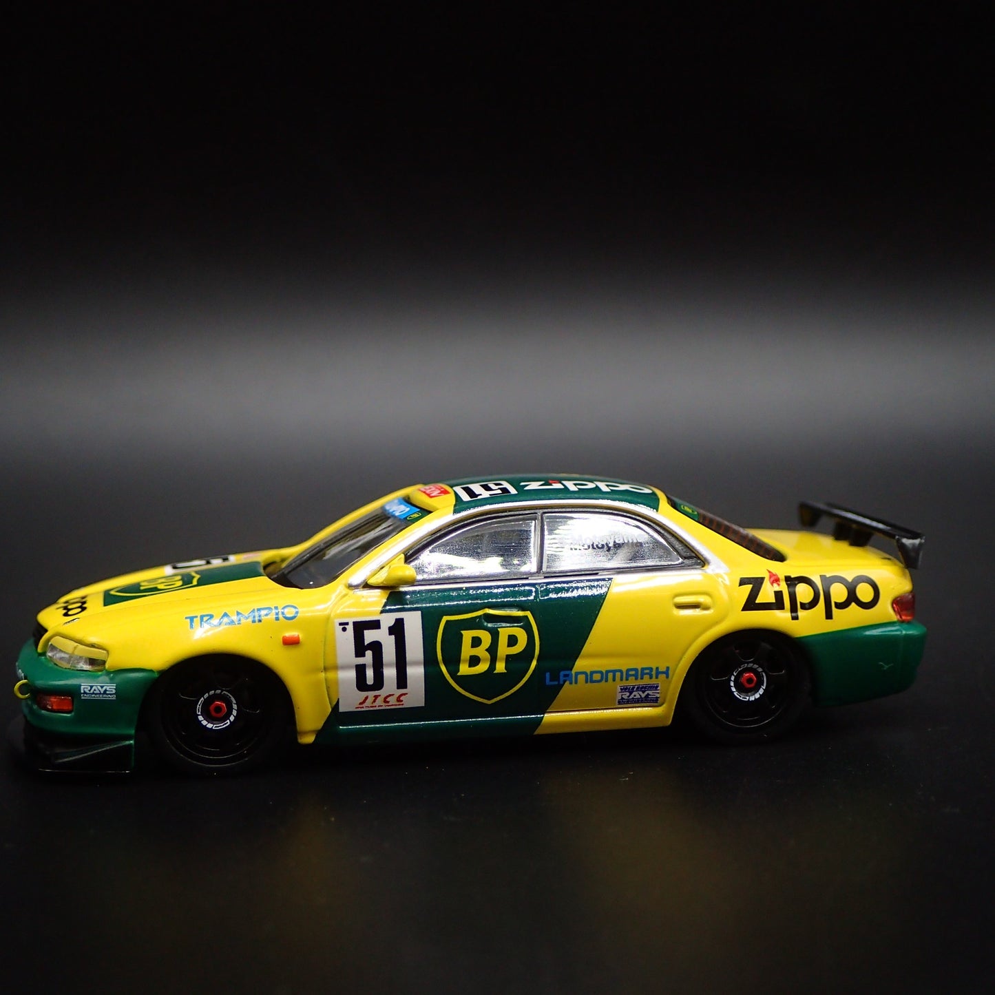 TOYOTA CORONA EXIV #51 ZIPPO JTCC 1995 RARE 1/64 SCALE DIORAMA DIECAST MODEL CAR