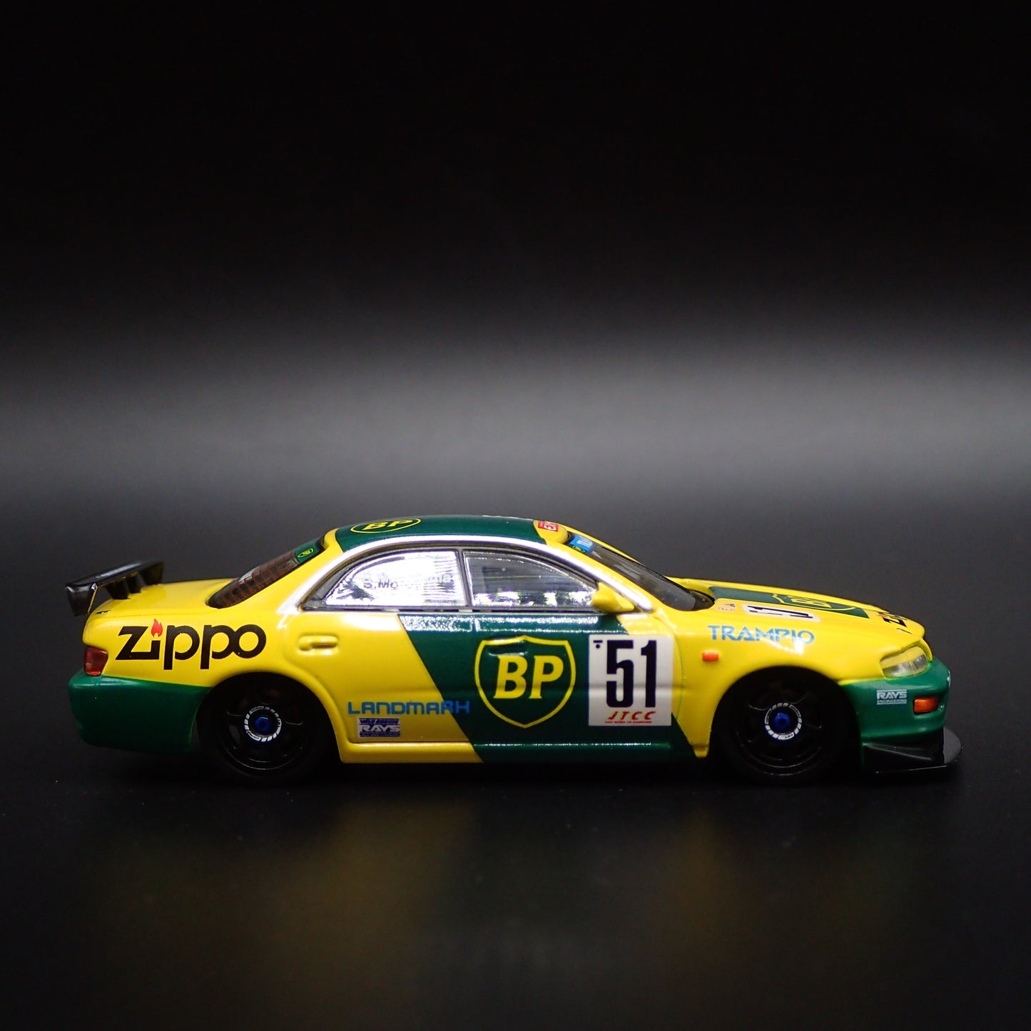 TOYOTA CORONA EXIV #51 ZIPPO JTCC 1995 RARE 1/64 SCALE DIORAMA DIECAST MODEL CAR