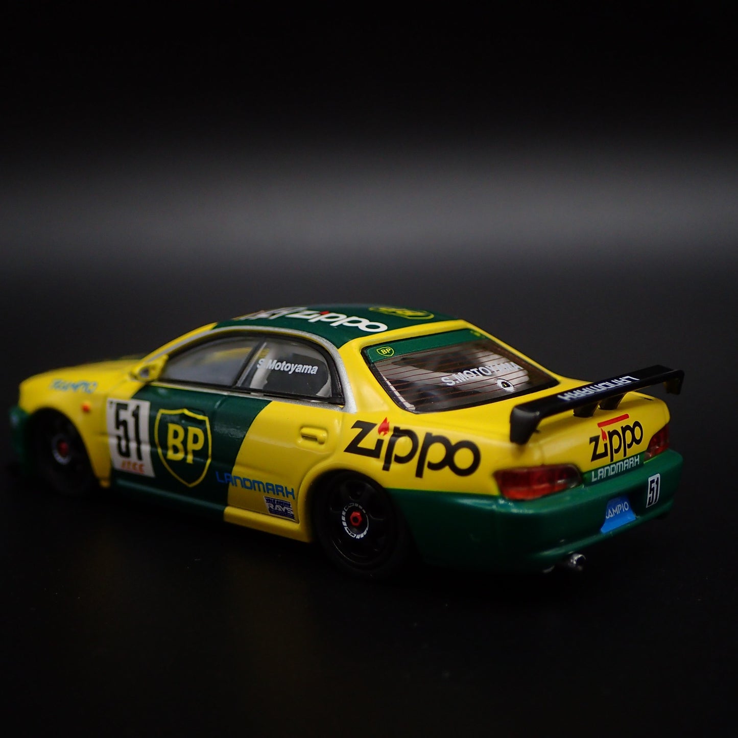 TOYOTA CORONA EXIV #51 ZIPPO JTCC 1995 RARE 1/64 SCALE DIORAMA DIECAST MODEL CAR