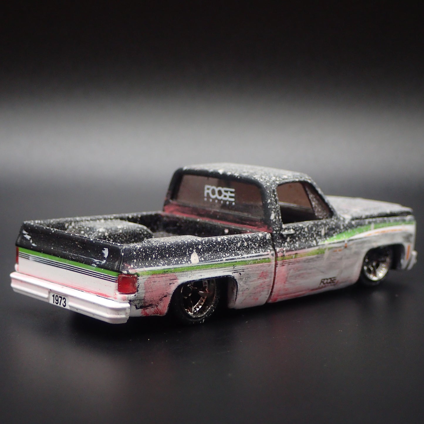 1973 73 CHEVY CHEVROLET CHEYENNE SQUARE BODY TRUCK 1/64 SCALE DIECAST MODEL CAR