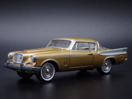 1957 57 STUDEBAKER GOLDEN HAWK 1:64 SCALE COLLECTIBLE DIORAMA DIECAST MODEL CAR