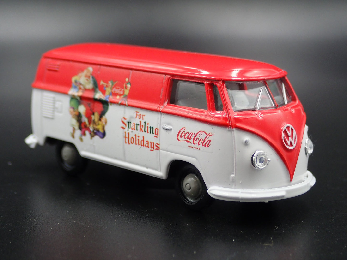 1960 60 VW VOLKSWAGEN DELIVERY PANEL VAN COCA-COLA 1:64 SCALE DIECAST MODEL CAR