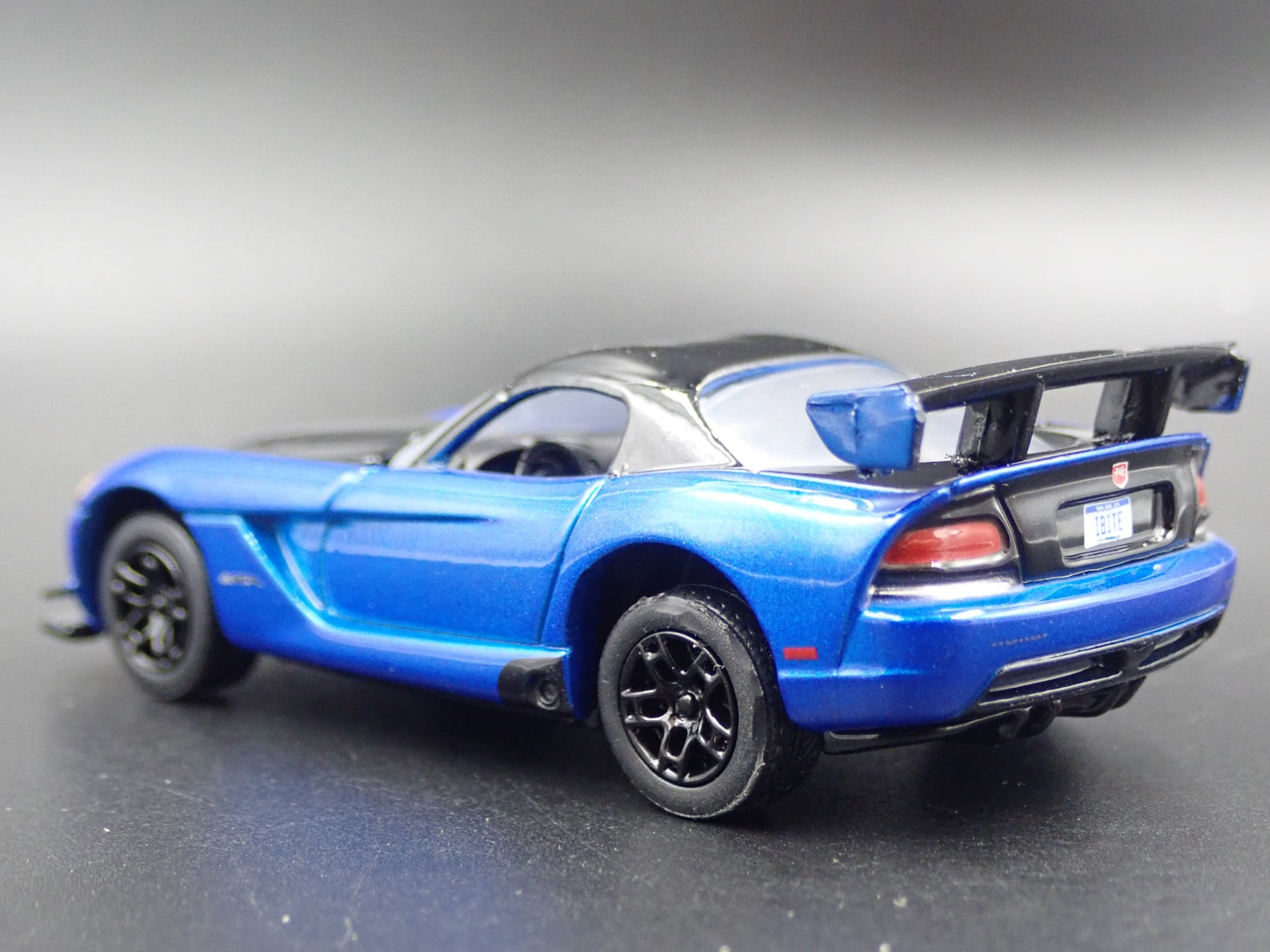 2008-2010 DODGE VIPER SRT10 ACR BLUE 1/64 SCALE COLLECTIBLE DIECAST MODEL CA3