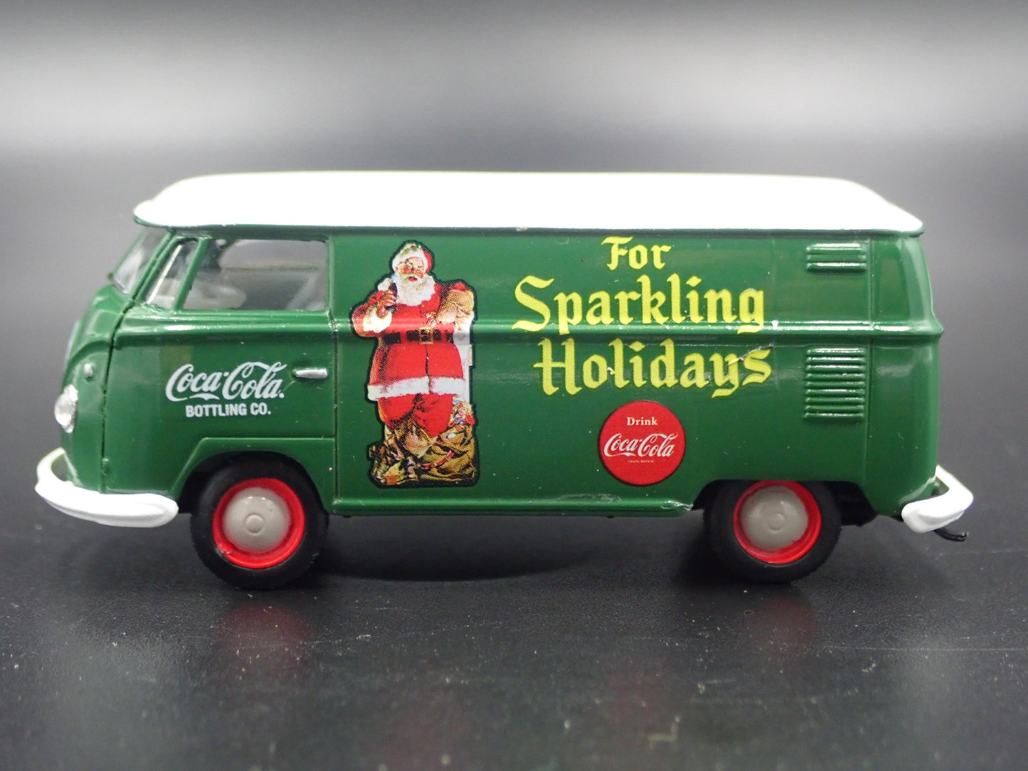 1960 60 VW VOLKSWAGEN DELIVERY PANEL VAN COCA-COLA 1:64 SCALE DIECAST MODEL CAR