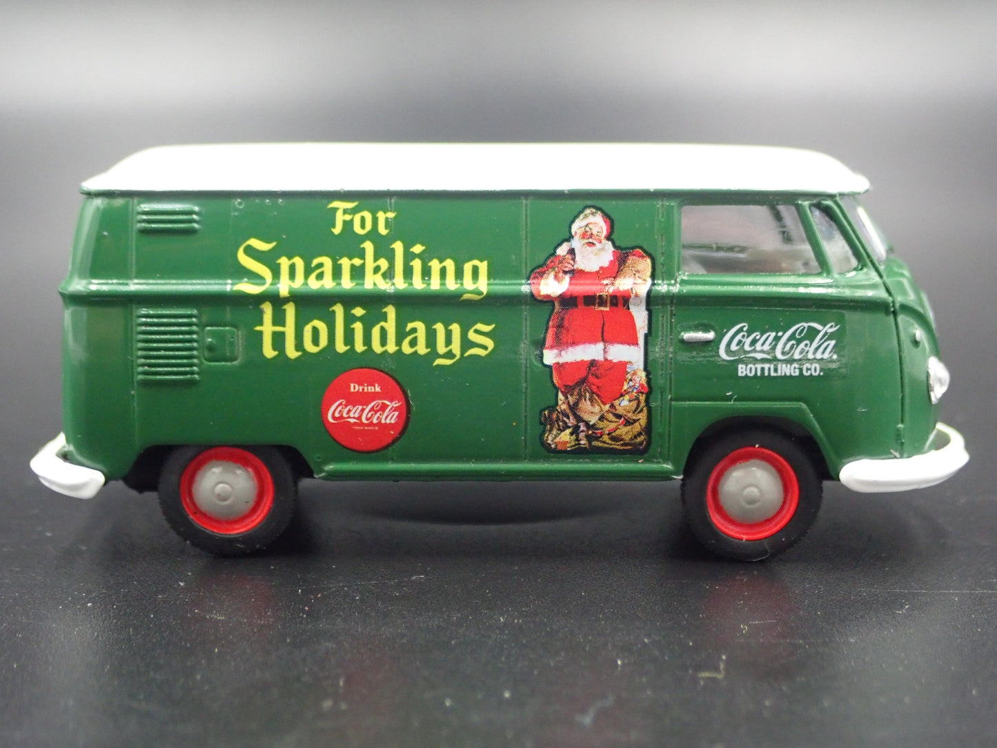 1960 60 VW VOLKSWAGEN DELIVERY PANEL VAN COCA-COLA 1:64 SCALE DIECAST MODEL CAR