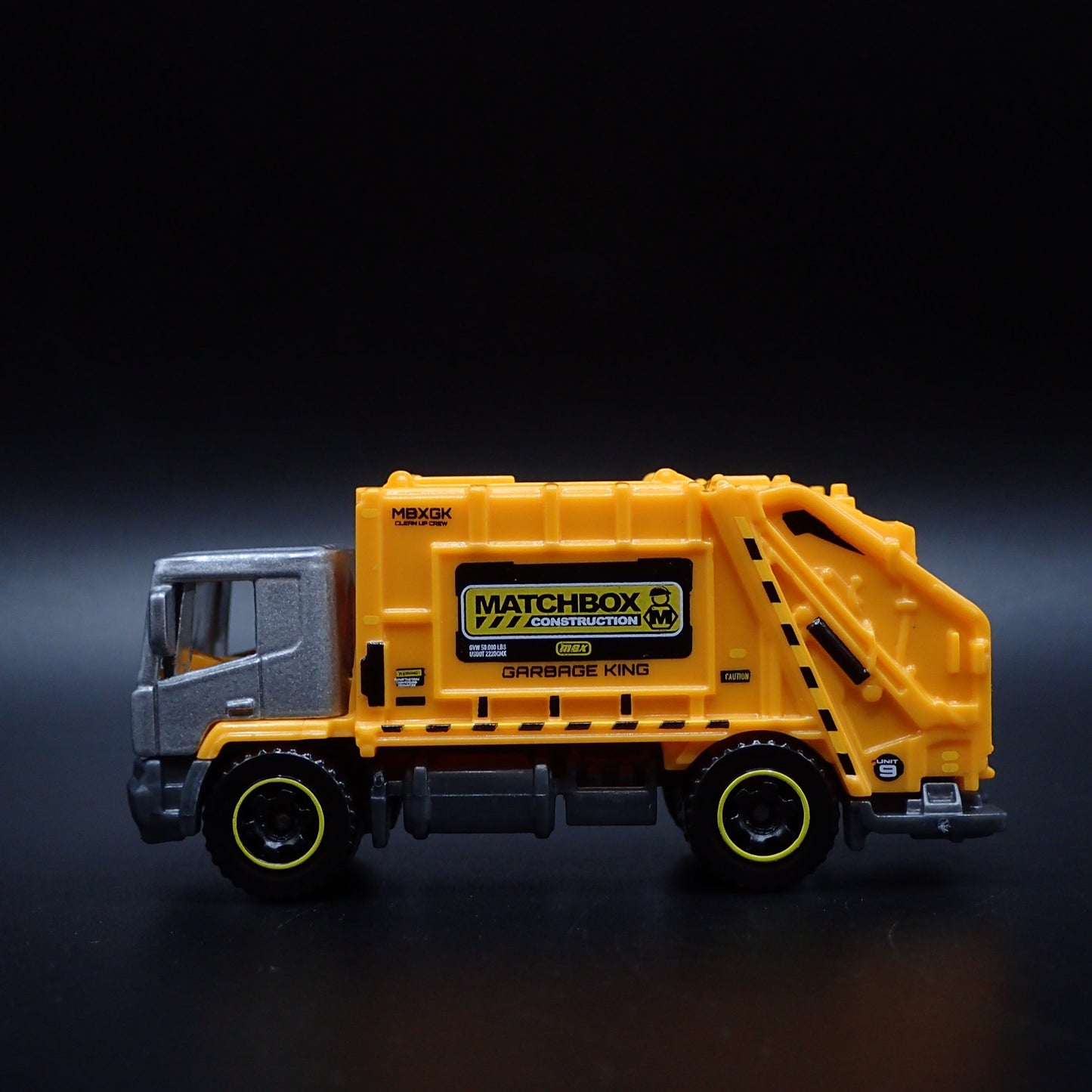 MODERN GARBAGE RECYCLING TRASH TRUCK 1/64 MB SCALE DIORAMA DIECAST MODEL CAR