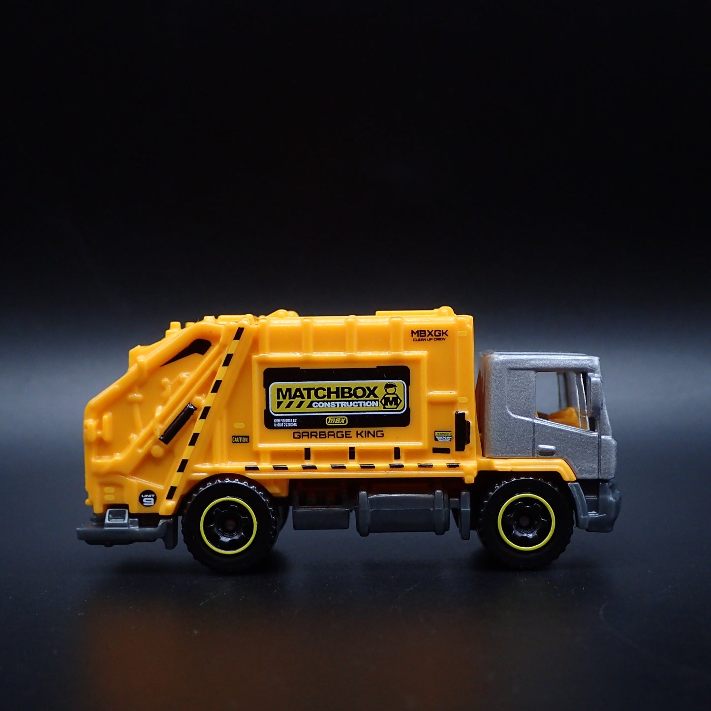MODERN GARBAGE RECYCLING TRASH TRUCK 1/64 MB SCALE DIORAMA DIECAST MODEL CAR