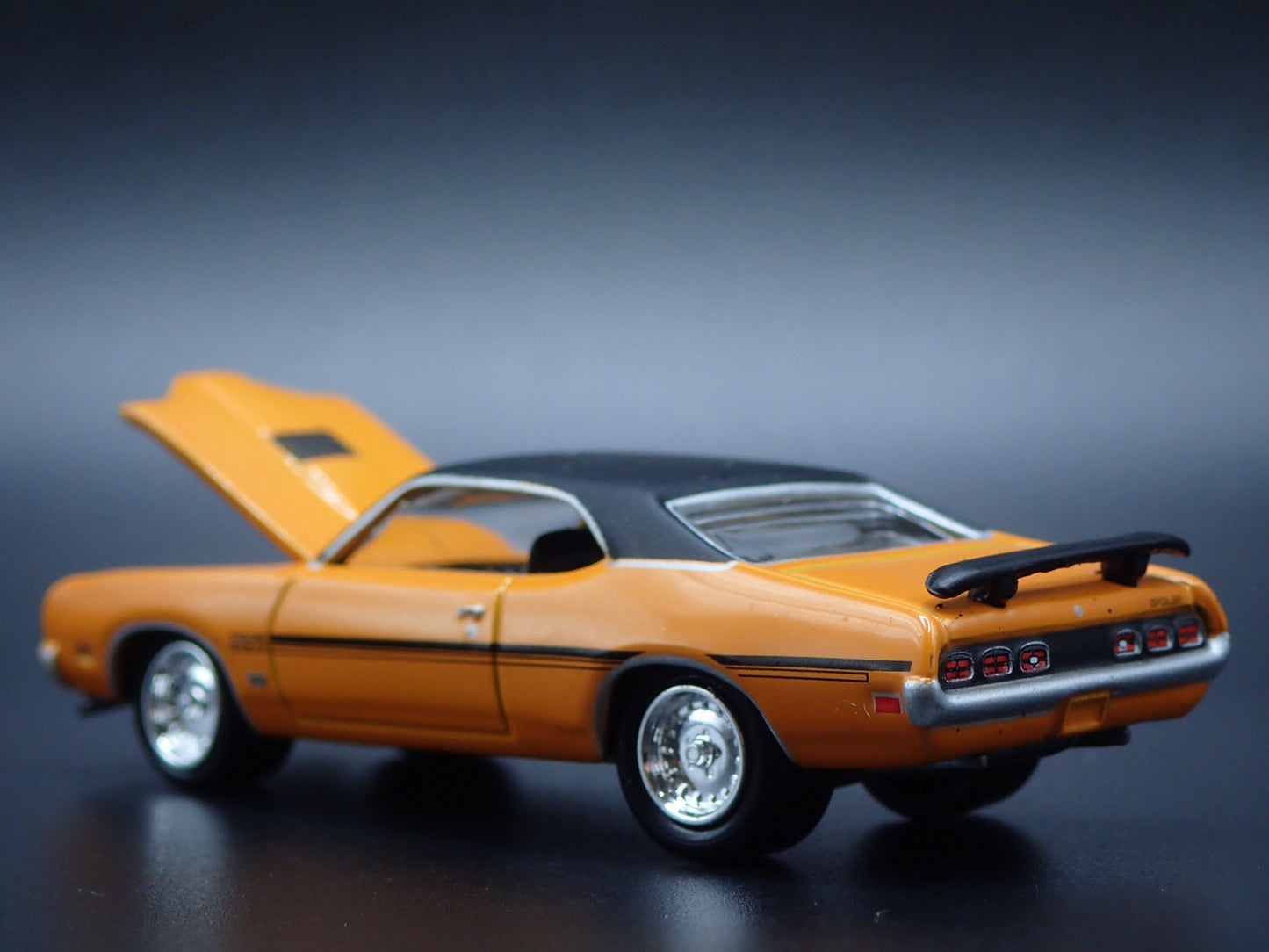 1970 70 MERC MERCURY CYCLONE SPOILER RARE 1/64 SCALE DIORAMA DIECAST MODEL CAR