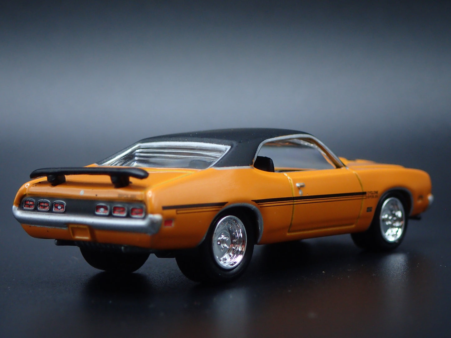 1970 70 MERC MERCURY CYCLONE SPOILER RARE 1/64 SCALE DIORAMA DIECAST MODEL CAR