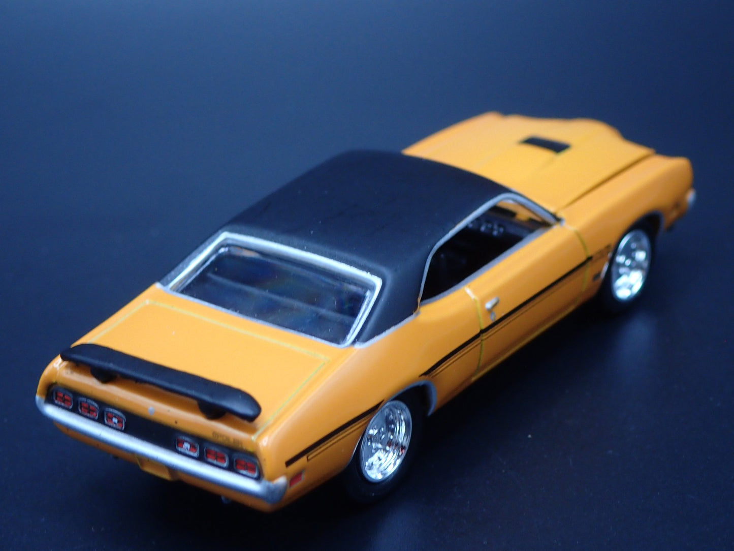 1970 70 MERC MERCURY CYCLONE SPOILER RARE 1/64 SCALE DIORAMA DIECAST MODEL CAR