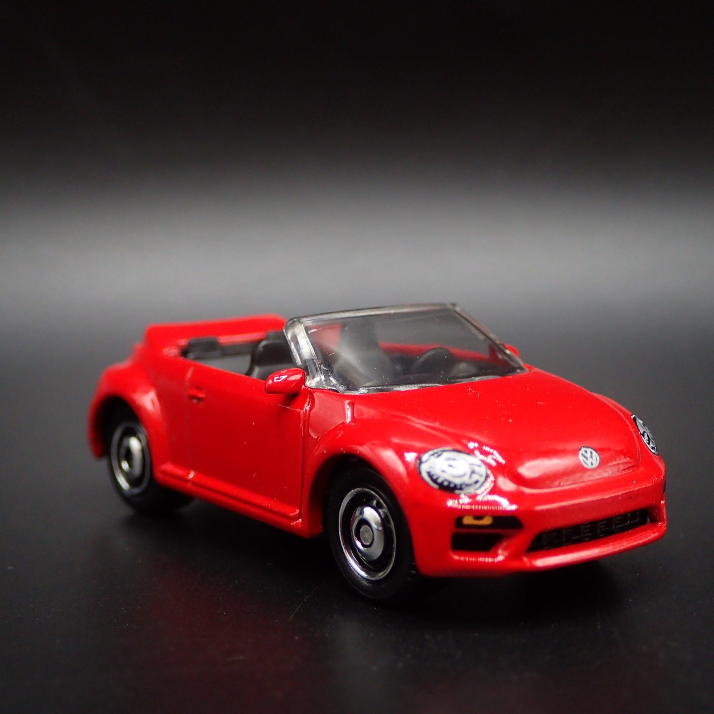 2011-2019 VW VOLKSWAGEN BEETLE BUG CONVERTIBLE RED 1:64 SCALE DIECAST MODEL CAR