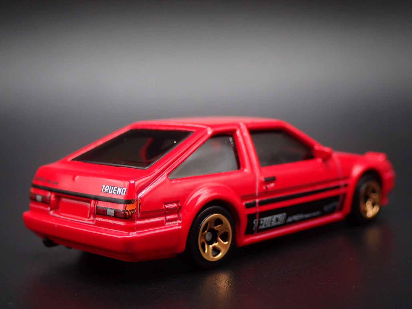 1983-1987 TOYOTA AE86 SPRINTER TRUENO COROLLA RED 1/64 SCALE DIECAST MODEL CAR