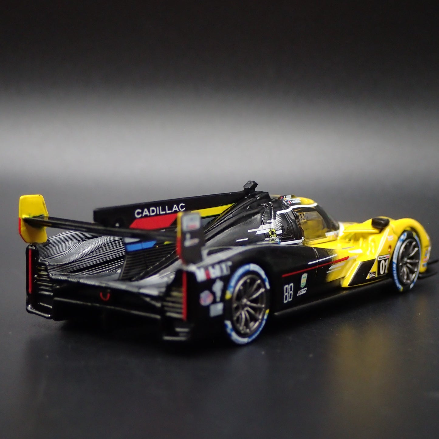 CADILLAC V SERIES R #01 2023 IMSA DAYTONA 24 HRS 1:64 SCALE DIECAST MODEL CAR