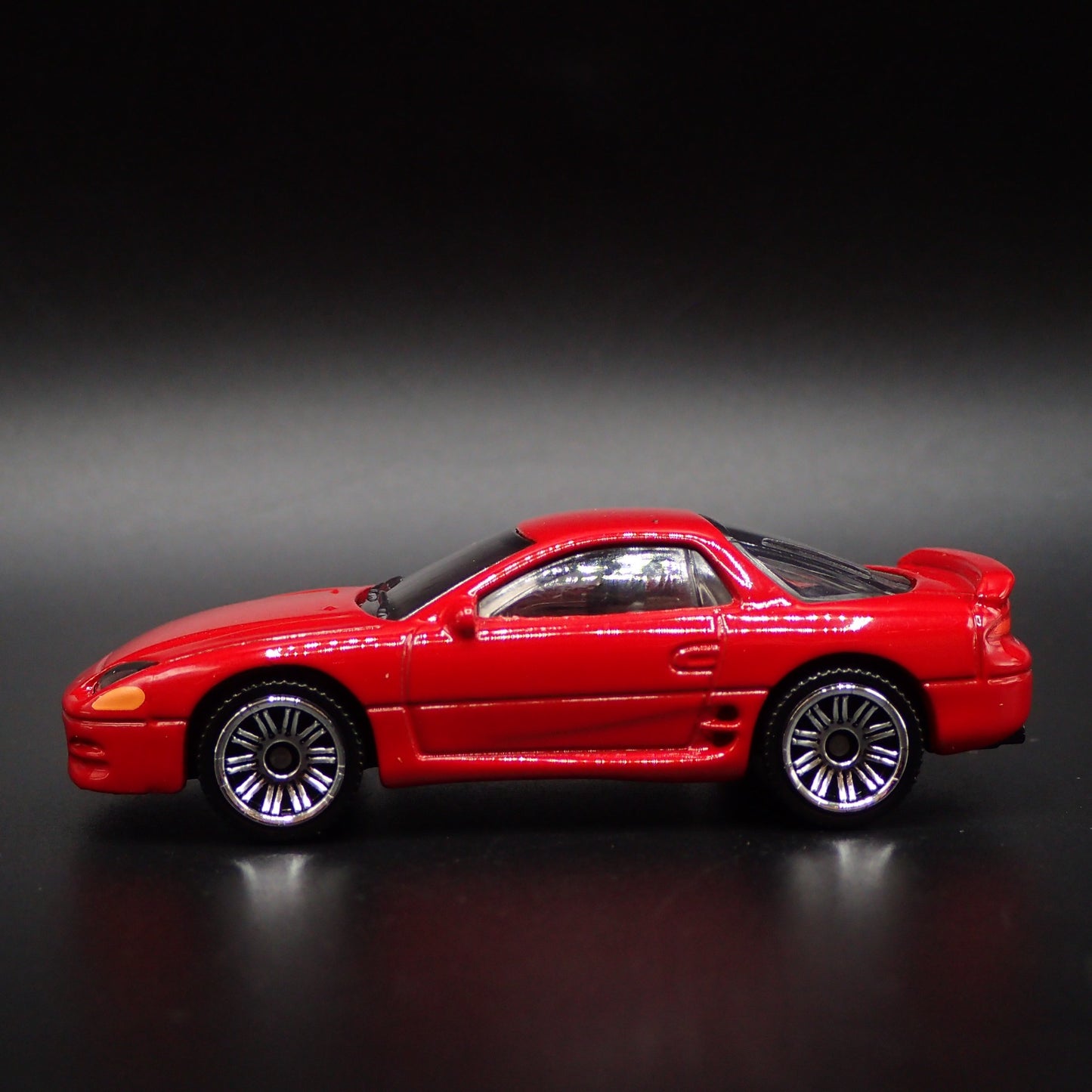 1990-2000 MITSUBISHI GTO 3000GT 1:64 SCALE COLLECTIBLE DIORAMA DIECAST MODEL CAR