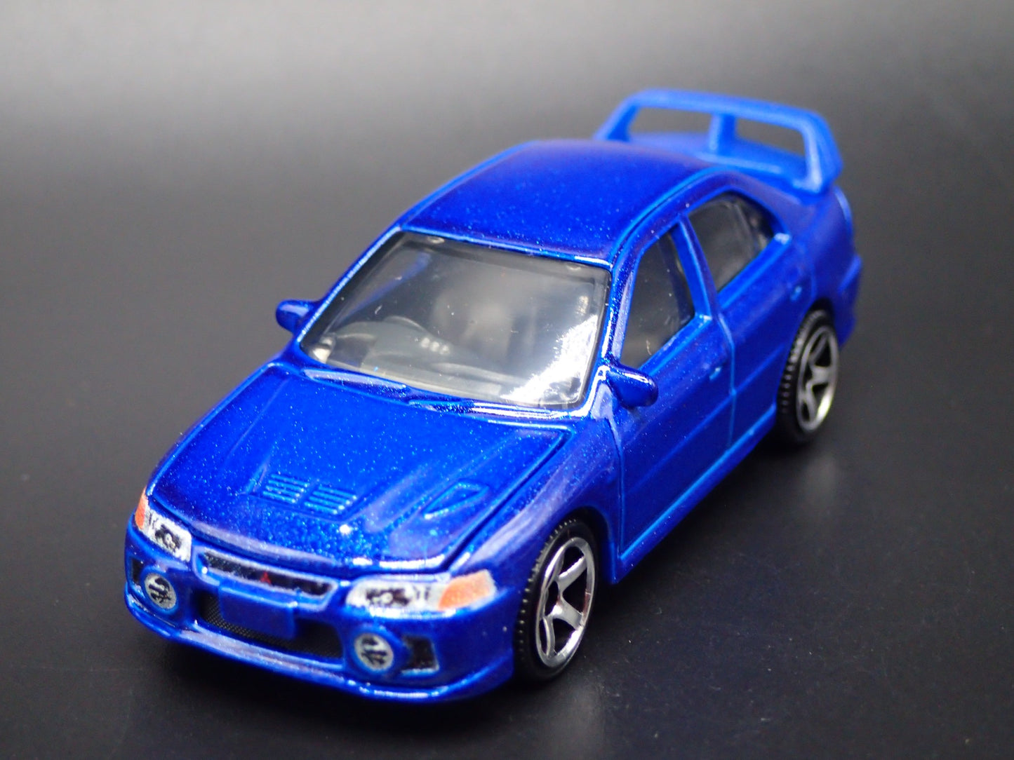 1996-1998 MITSUBISHI LANCER EVOLUTION EVO IV BLUE 1:64 SCALE DIECAST MODEL CAR