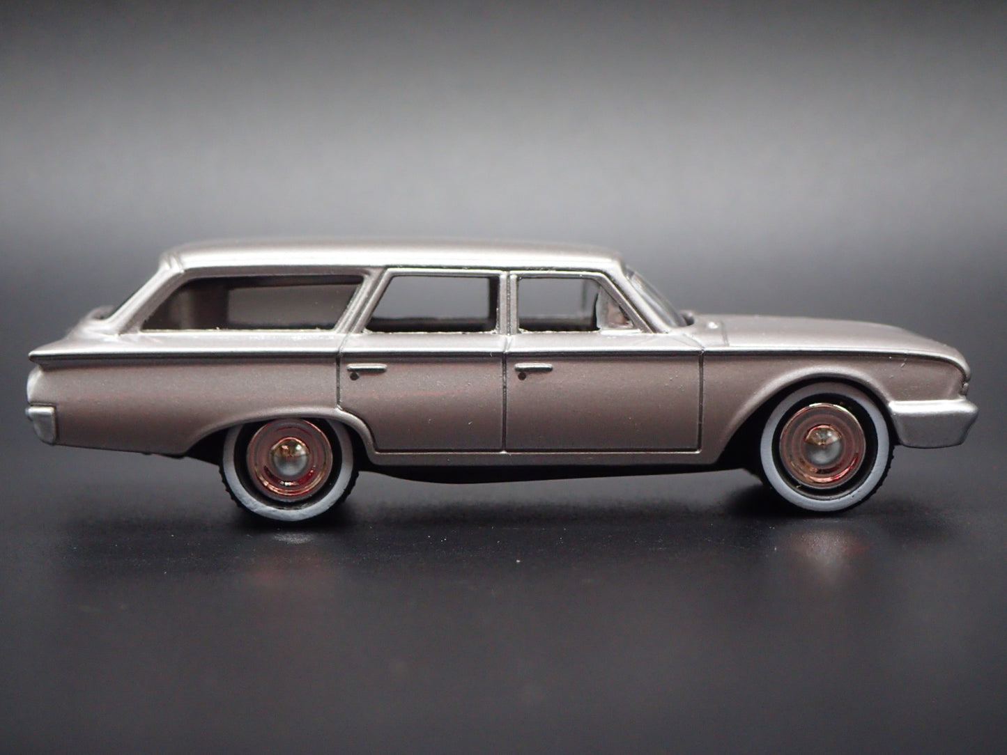 1960 60 FORD COUNTRY SQUIRE STATION WAGON 1:64 SCALE DIORAMA DIECAST MODEL CAR