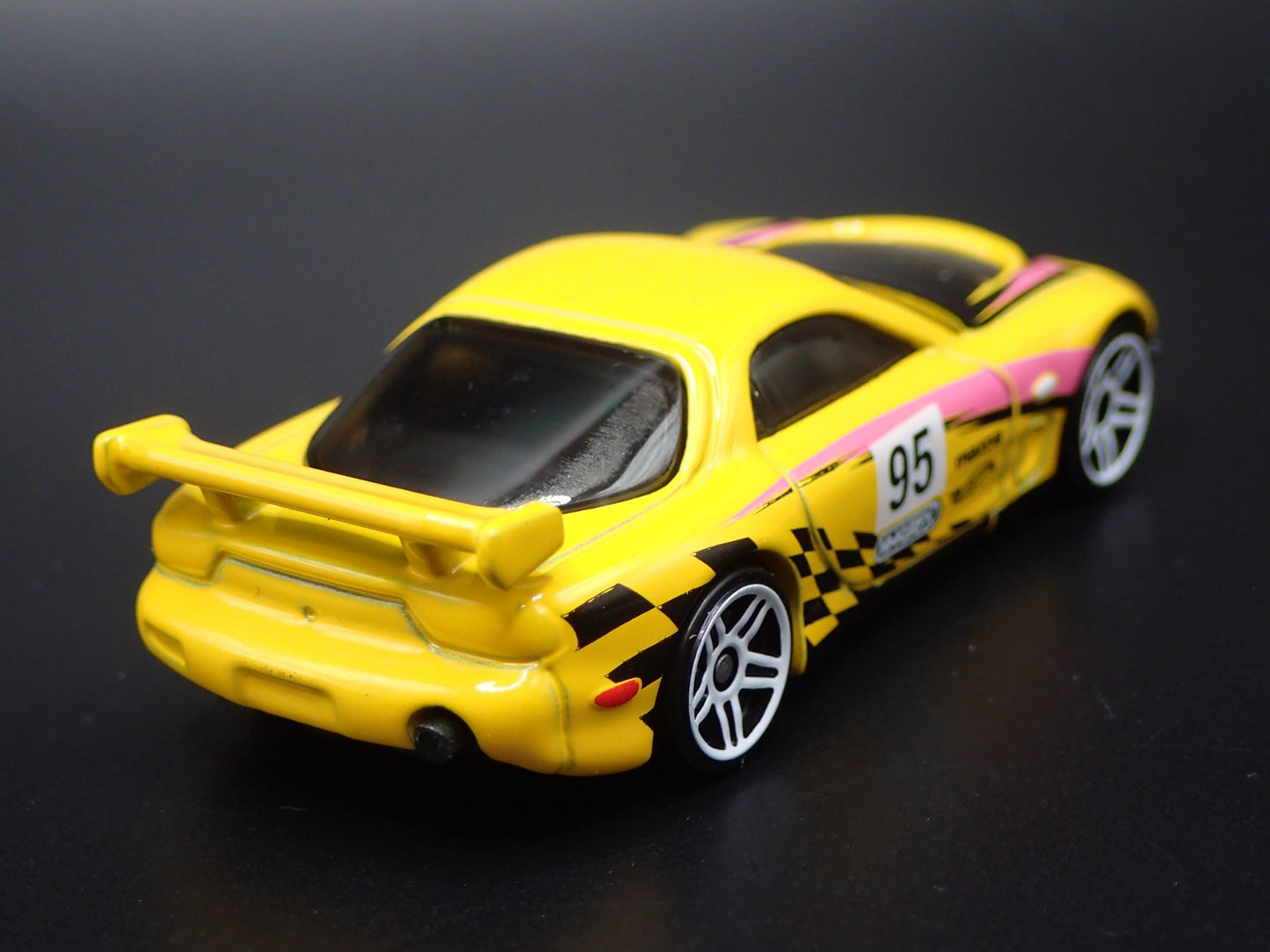 1992-2002 MAZDA RX7 JDM DRIFT 1:64 SCALE COLLECTIBLE DIORAMA DIECAST MODEL CAR
