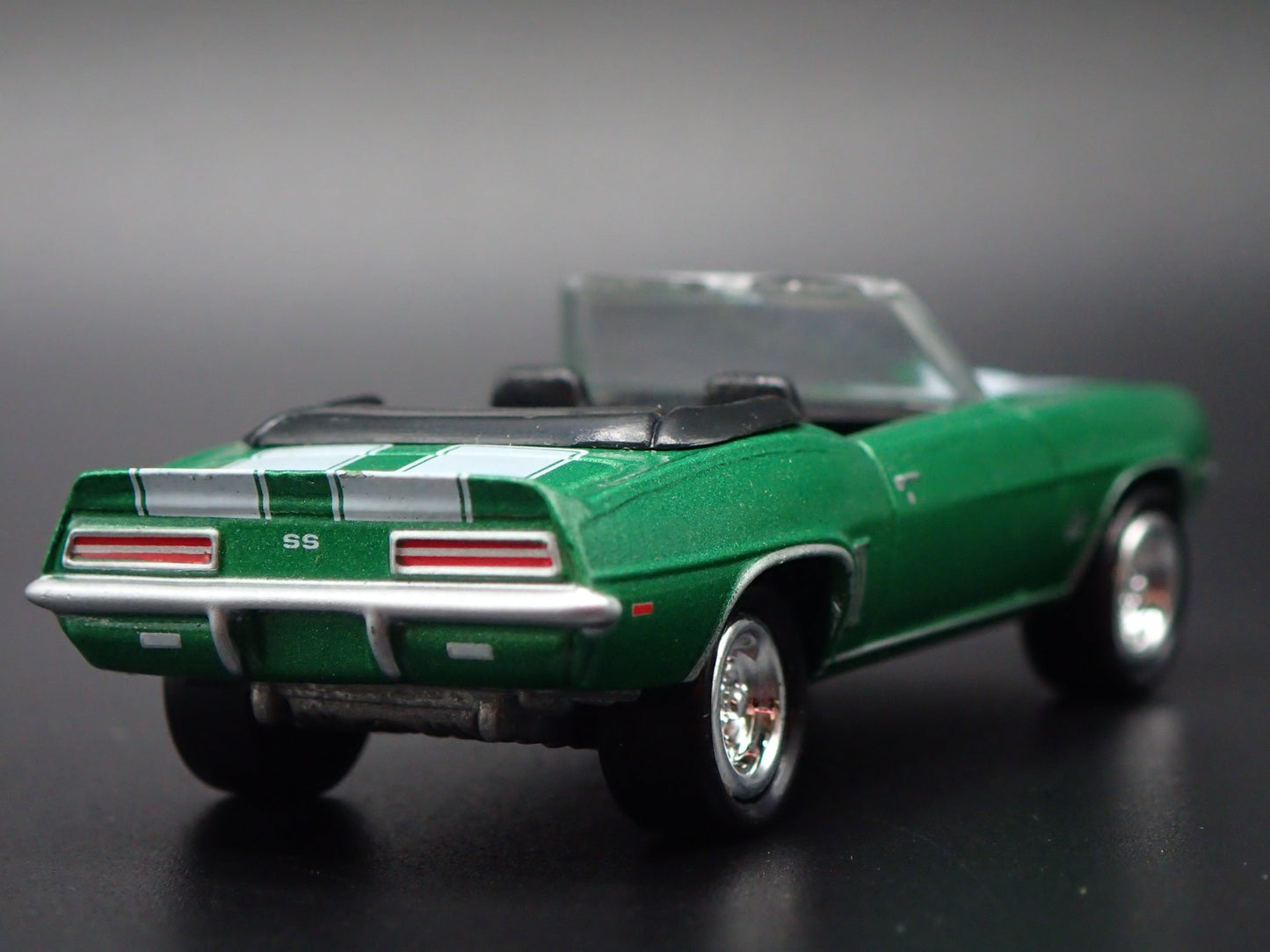 1969 69 CHEVY CHEVROLET CAMARO SS CONVERTIBLE GREEN 1:64 SCALE DIECAST MODEL CAR