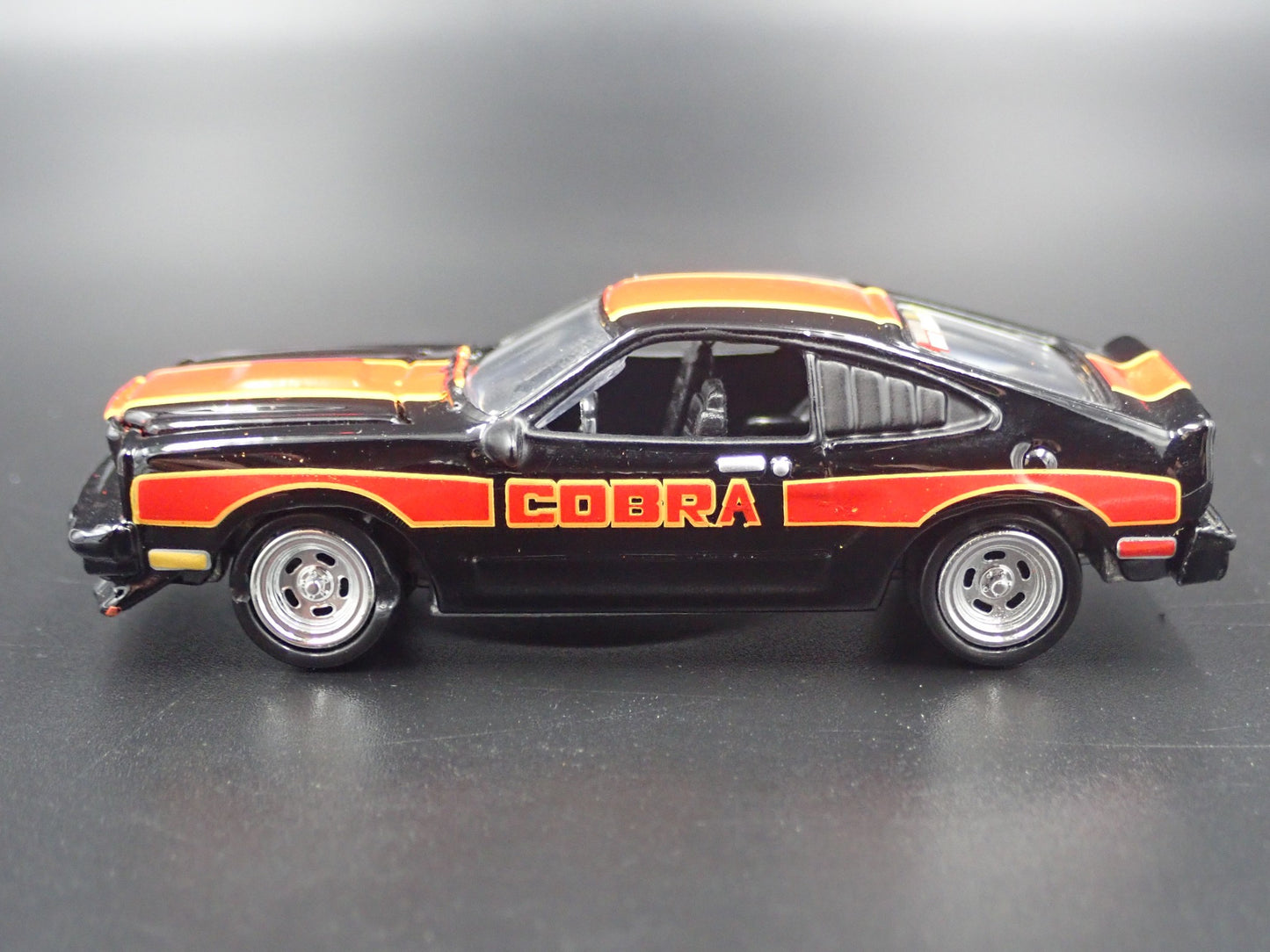 1978 78 FORD MUSTANG II COBRA II BLACK 1:64 SCALE COLLECTIBLE DIECAST MODEL CAR