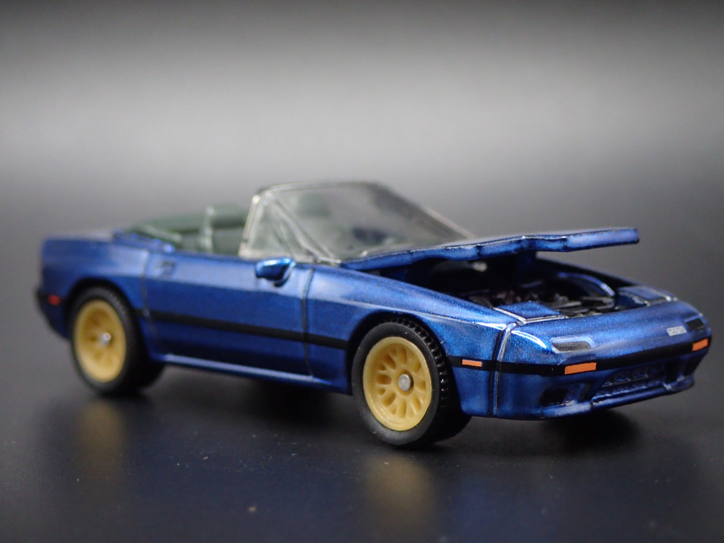 1988 MAZDA RX7 CONVERTIBLE JDM 1:64 SCALE COLLECTIBLE DIORAMA DIECAST MODEL CAR