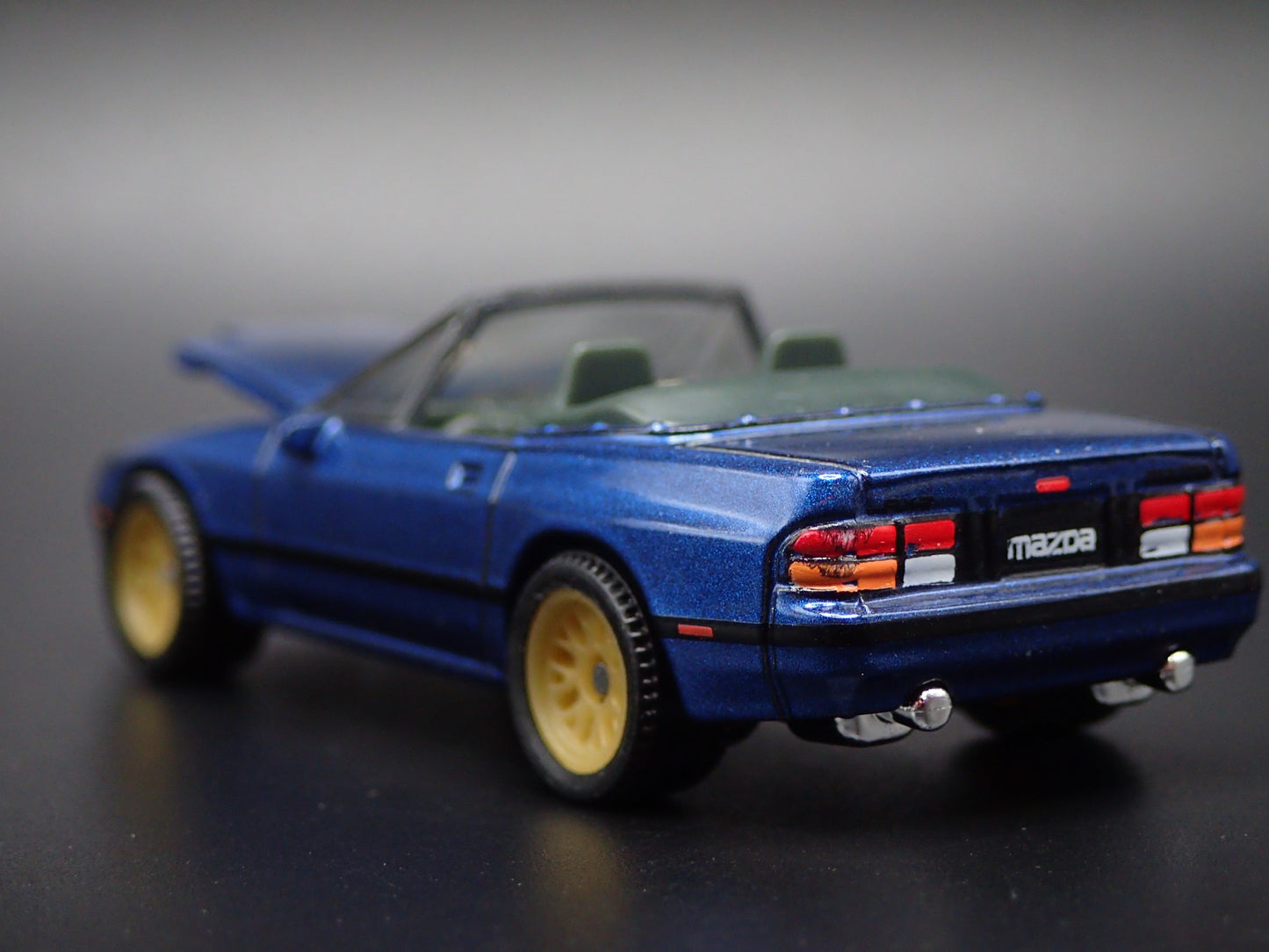 1988 MAZDA RX7 CONVERTIBLE JDM 1:64 SCALE COLLECTIBLE DIORAMA DIECAST MODEL CAR
