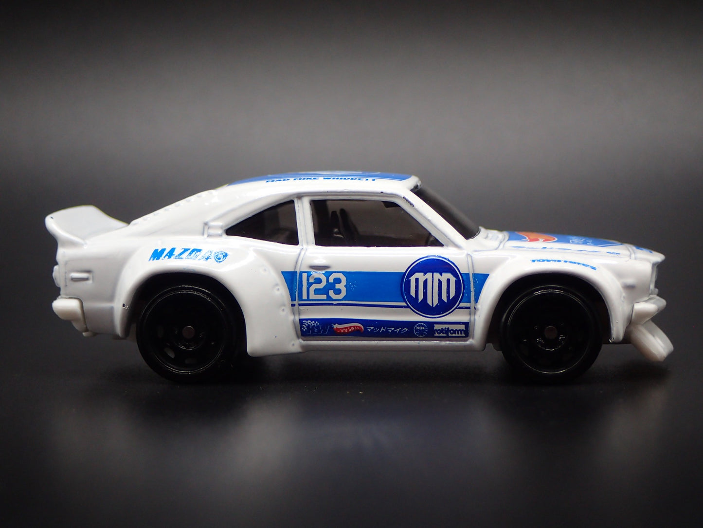 1971-1978 MAZDA RX3 WHITE RACE 1:64 SCALE COLLECTIBLE DIORAMA DIECAST MODEL CAR
