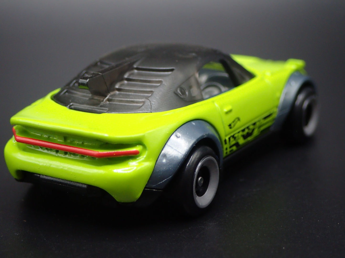 1992-2002 MAZDA RX7 JDM GREDDY 1:64 SCALE COLLECTIBLE DIORAMA DIECAST MODEL CAR