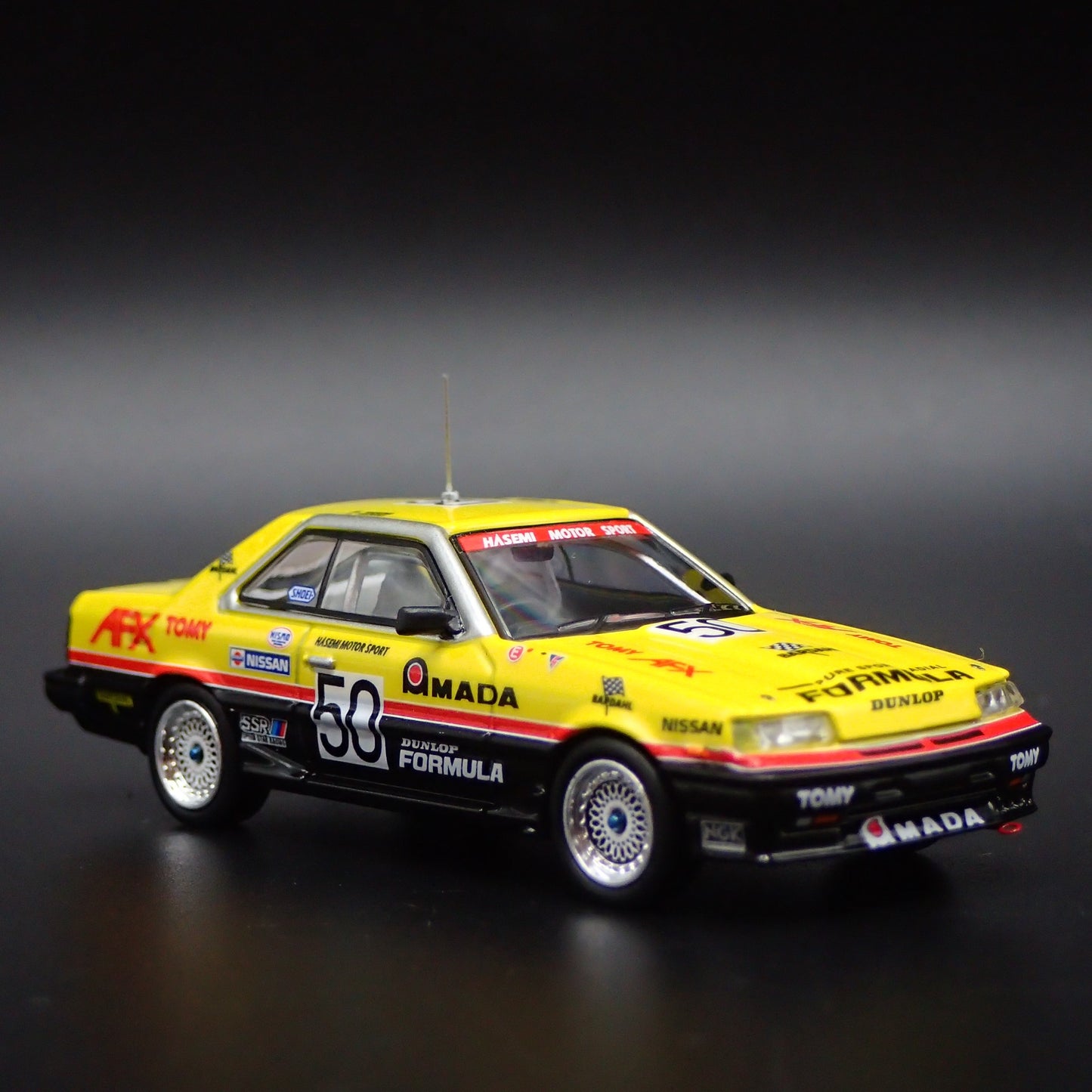 1981-1985 NISSAN SKYLINE 2000 RS-X TURBO DR30 R30 JDM 1:64 DIECAST MODEL CAR