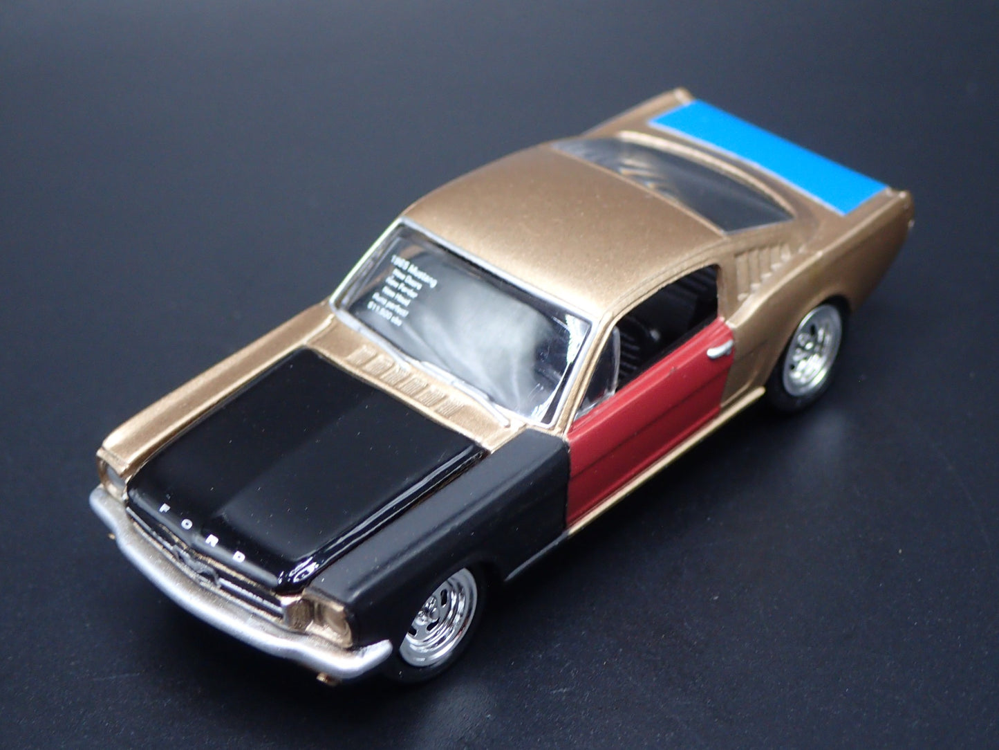 1965 65 FORD MUSTANG FASTBACK PROJECT 1:64 COLLECTIBLE DIORAMA DIECAST MODEL CAR