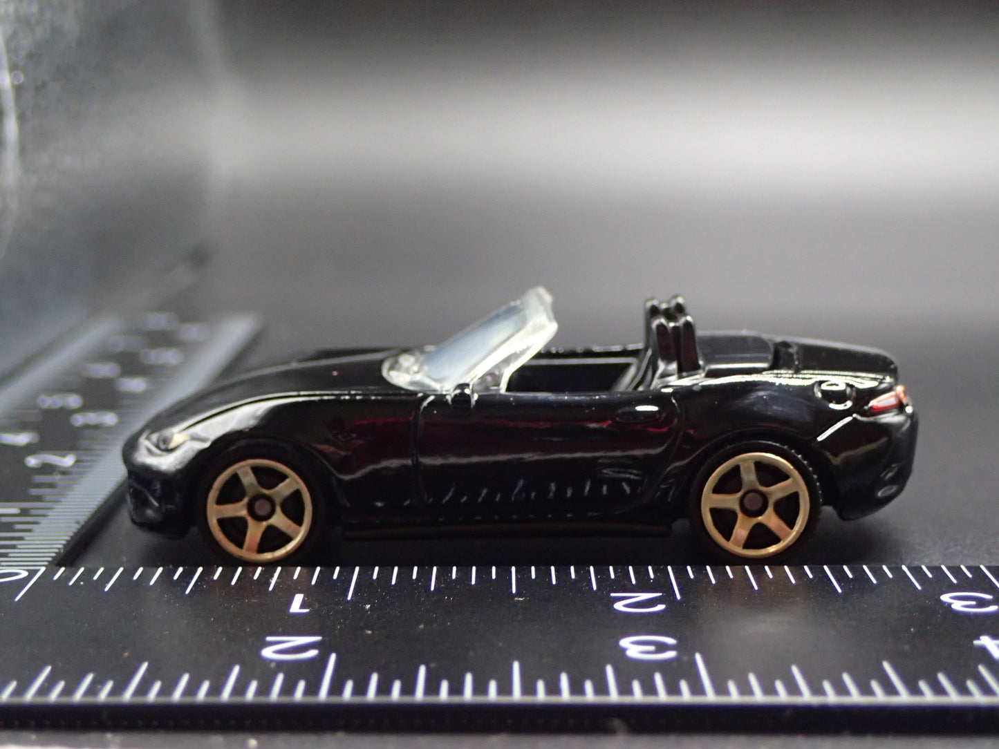 2015-2025 MAZDA MX5 MIATA CONVERTIBLE ND 1:64 SCALE DIORAMA DIECAST MODEL CAR