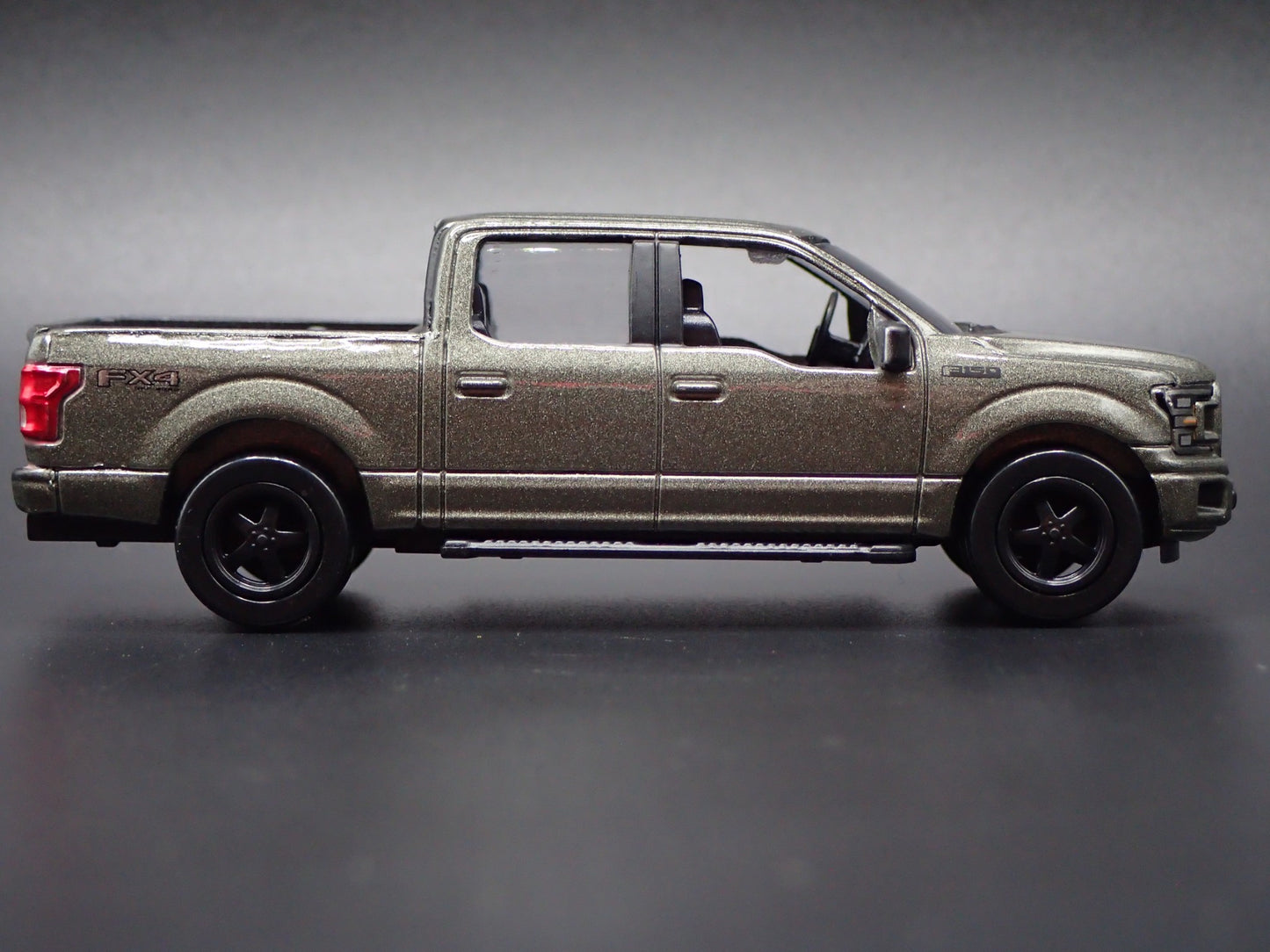 2015-2020 FORD F150 LARIAT PICKUP TRUCK GRAY 1:64 SCALE DIECAST MODEL CAR