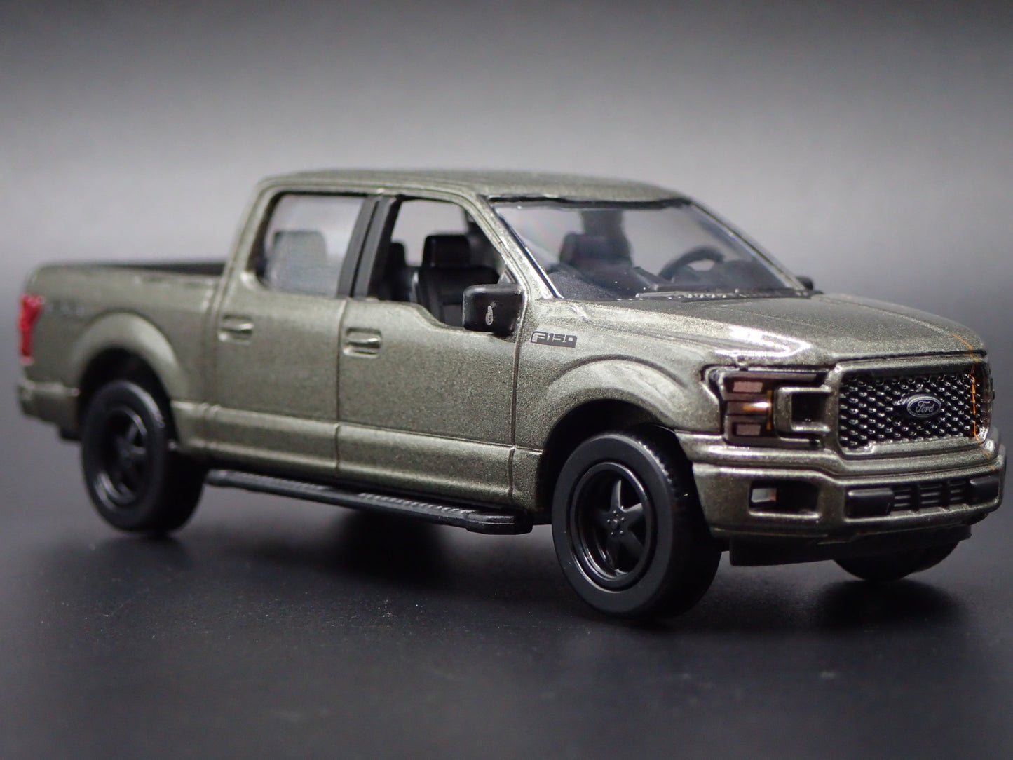 2015-2020 FORD F150 LARIAT PICKUP TRUCK GRAY 1:64 SCALE DIECAST MODEL CAR