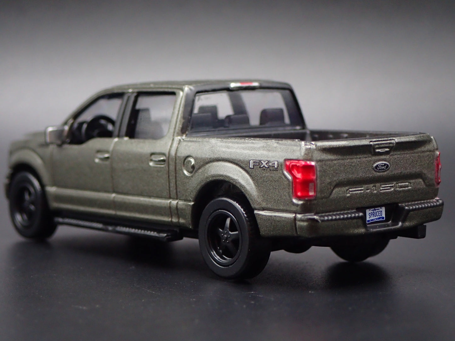 2015-2020 FORD F150 LARIAT PICKUP TRUCK GRAY 1:64 SCALE DIECAST MODEL CAR