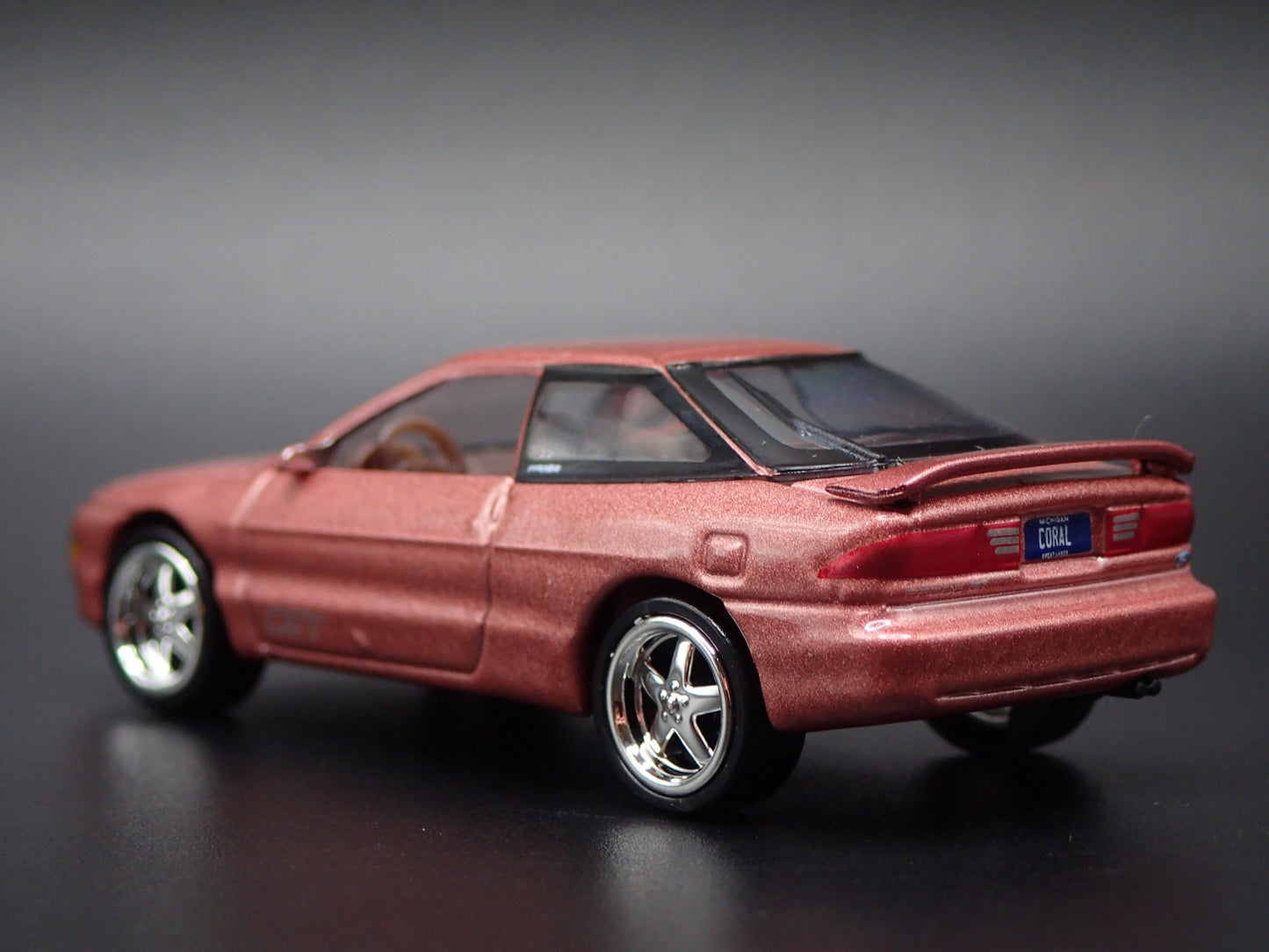 1995 95 FORD PROBE GT ROSE 1:64 SCALE COLLECTIBLE DIORAMA DIECAST MODEL CAR