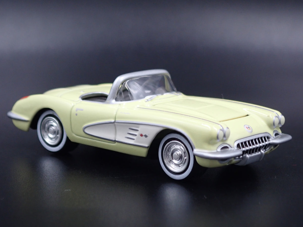 1958 58 CHEVY CHEVROLET CORVETTE CONVERTIBLE 1:64 SCALE DIECAST MODEL CAR