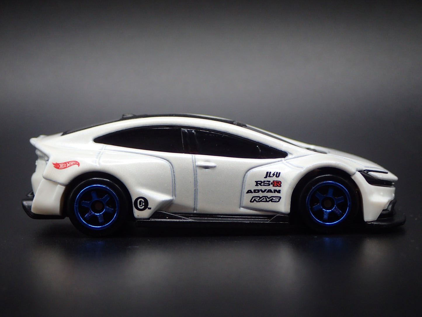 2023-2026 TOYOTA PRIUS CUSTOM 1/64 SCALE COLLECTIBLE DIORAMA DIECAST MODEL CAR