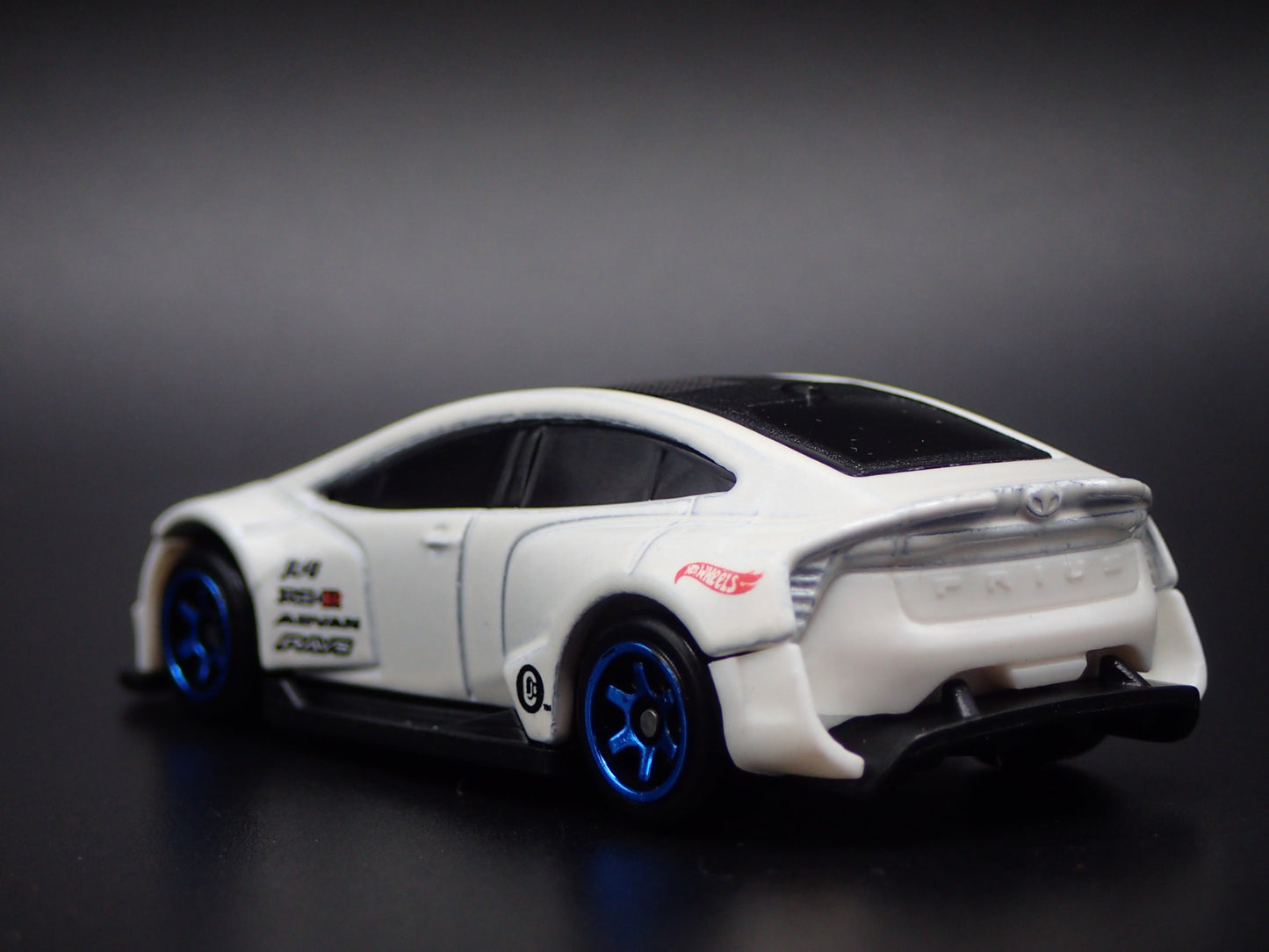 2023-2026 TOYOTA PRIUS CUSTOM 1/64 SCALE COLLECTIBLE DIORAMA DIECAST MODEL CAR