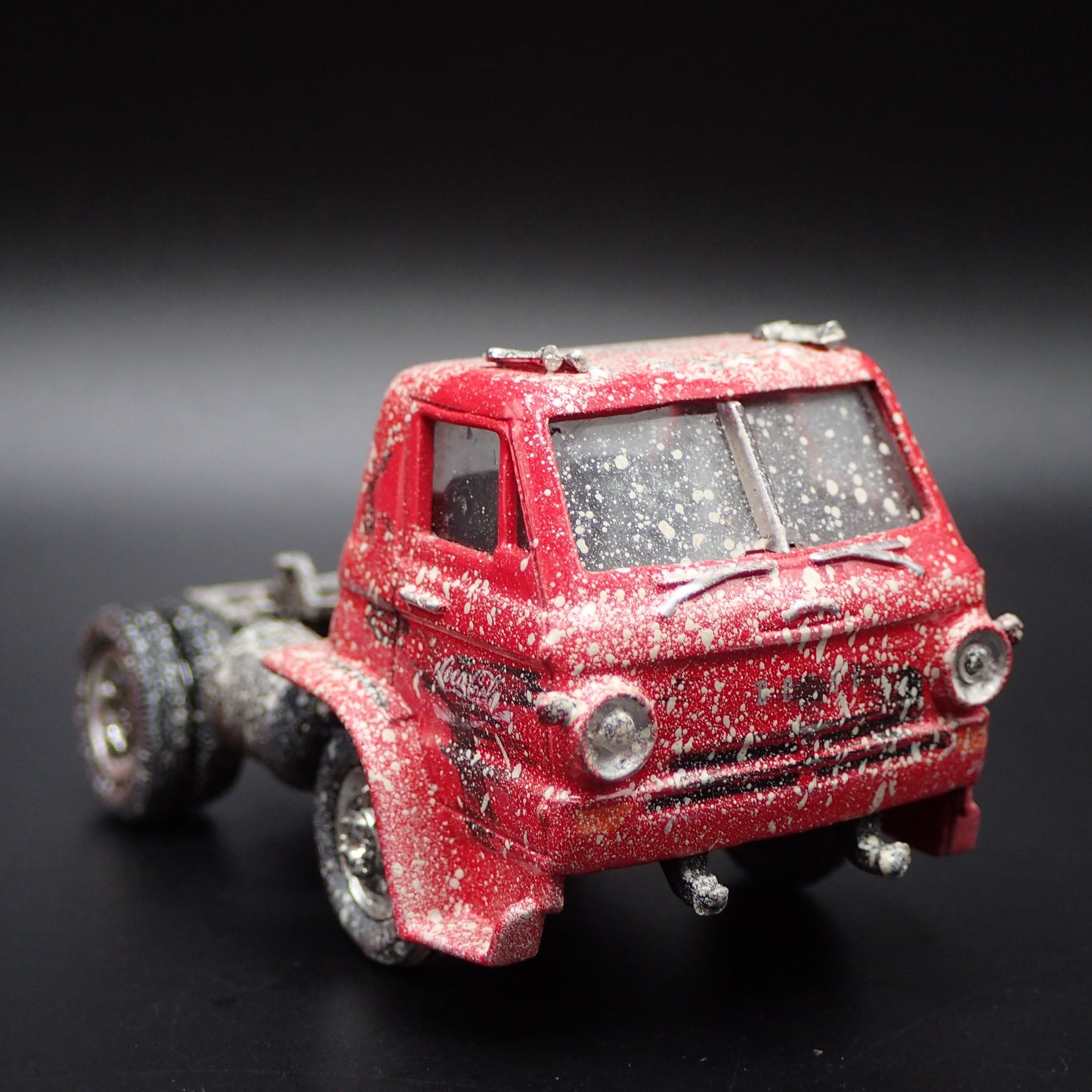 1969 69 DODGE L600 COE TRUCK BARN FIND 1:64 SCALE COLLECTIBLE DIECAST MODEL CAR