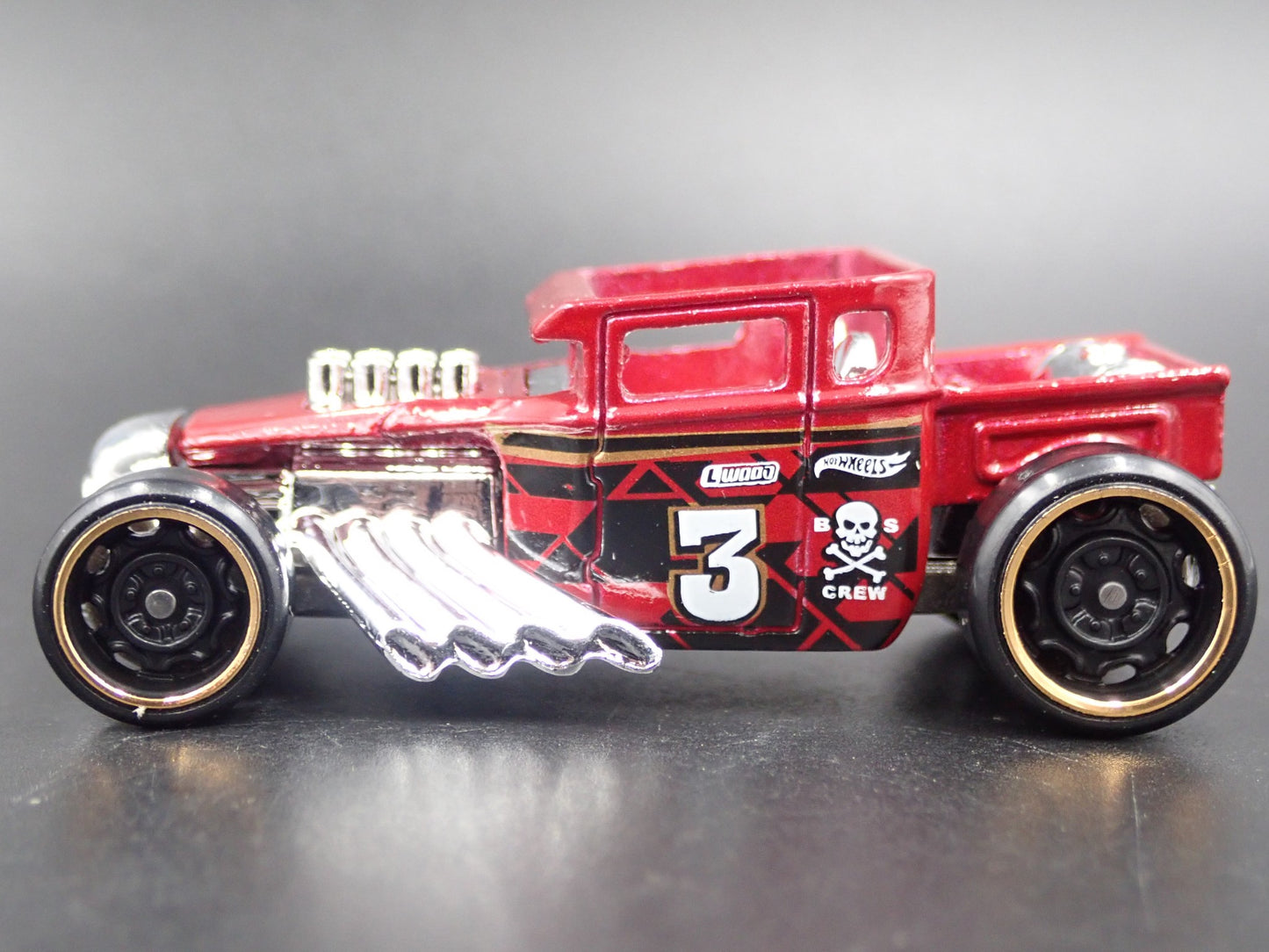 FORD CUSTOM BONE SHAKER HOT ROD RED 1:64 SCALE COLLECTIBLE DIECAST MODEL CAR