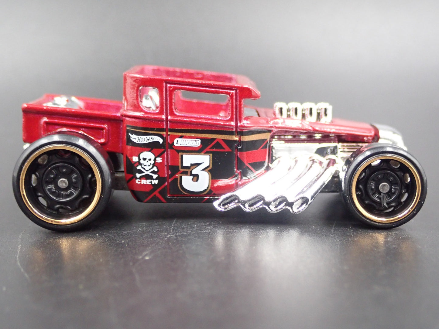 FORD CUSTOM BONE SHAKER HOT ROD RED 1:64 SCALE COLLECTIBLE DIECAST MODEL CAR