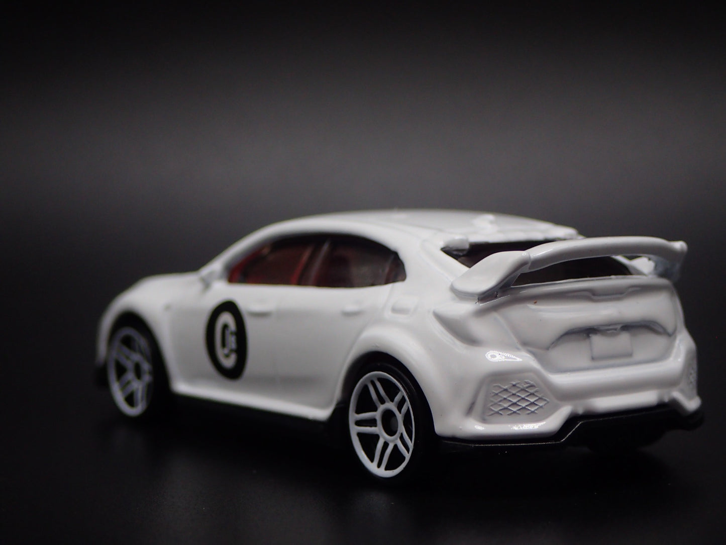 2017-2019 HONDA CIVIC TYPE R 4 FOUR DOOR 1:64 SCALE DIORAMA DIECAST MODEL CAR