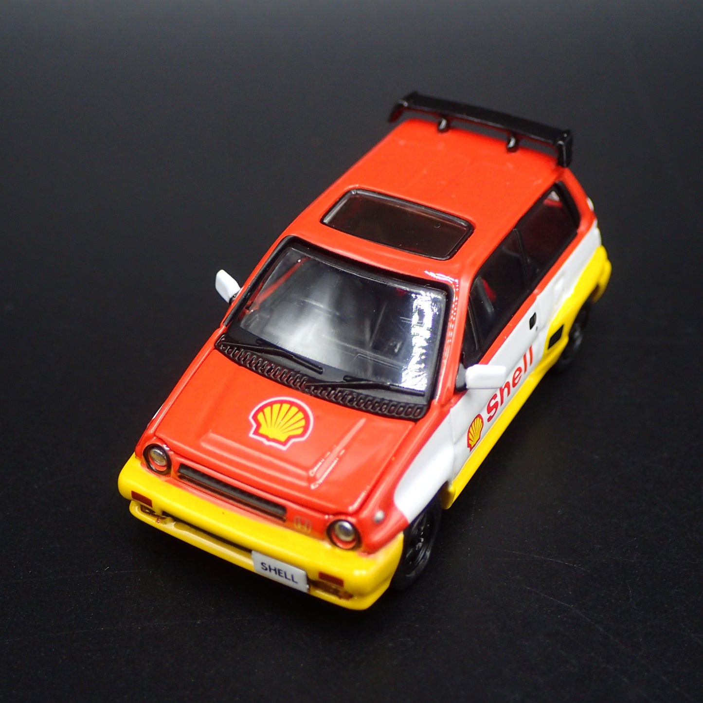 1981-1986 HONDA CITY TURBO II SHELL RACING 1:64 SCALE DIORAMA DIECAST MODEL CAR