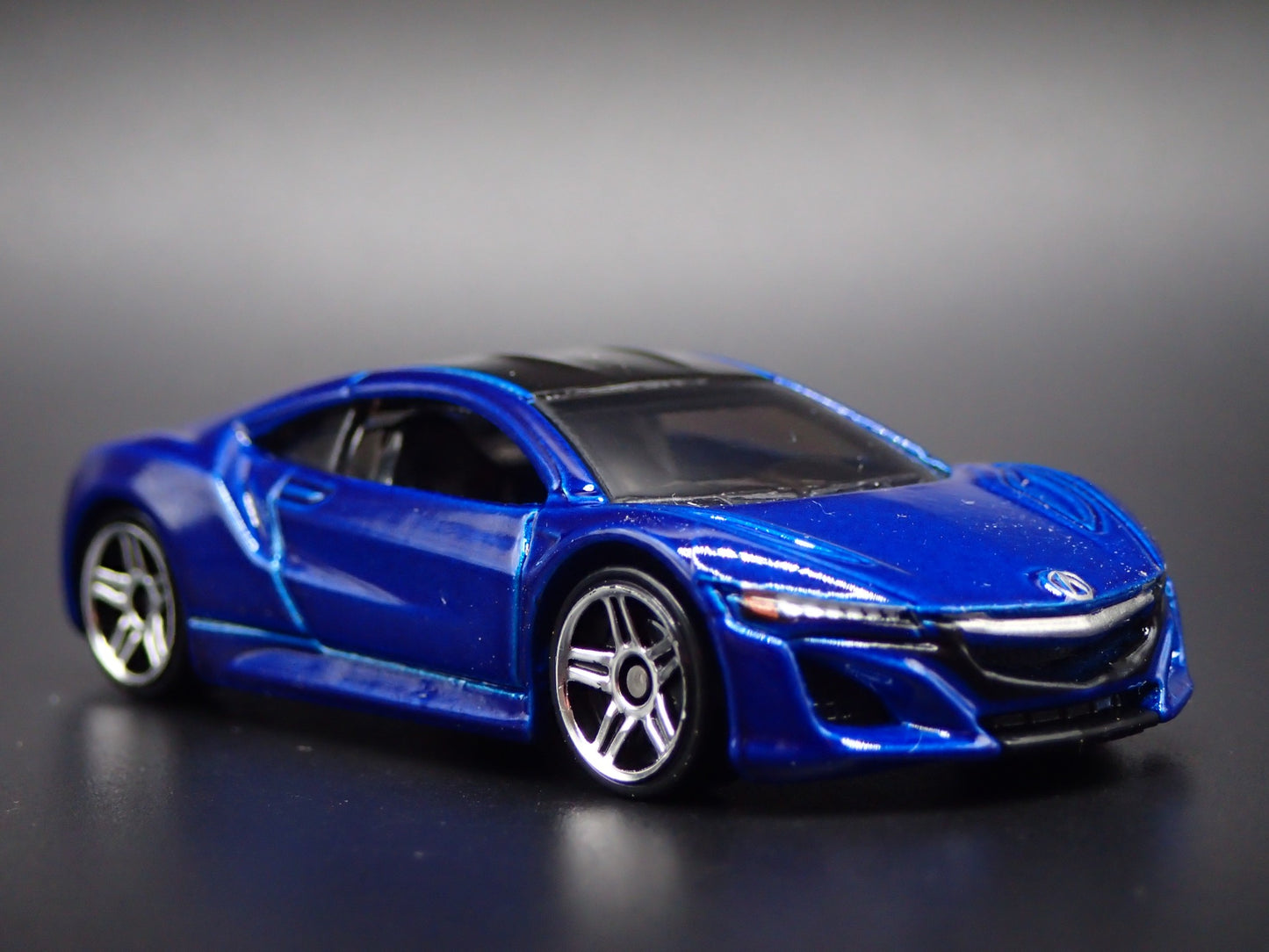 2016-2022 ACURA NSX SUPER CAR 1:64 SCALE COLLECTIBLE DIORAMA DIECAST MODEL CAR