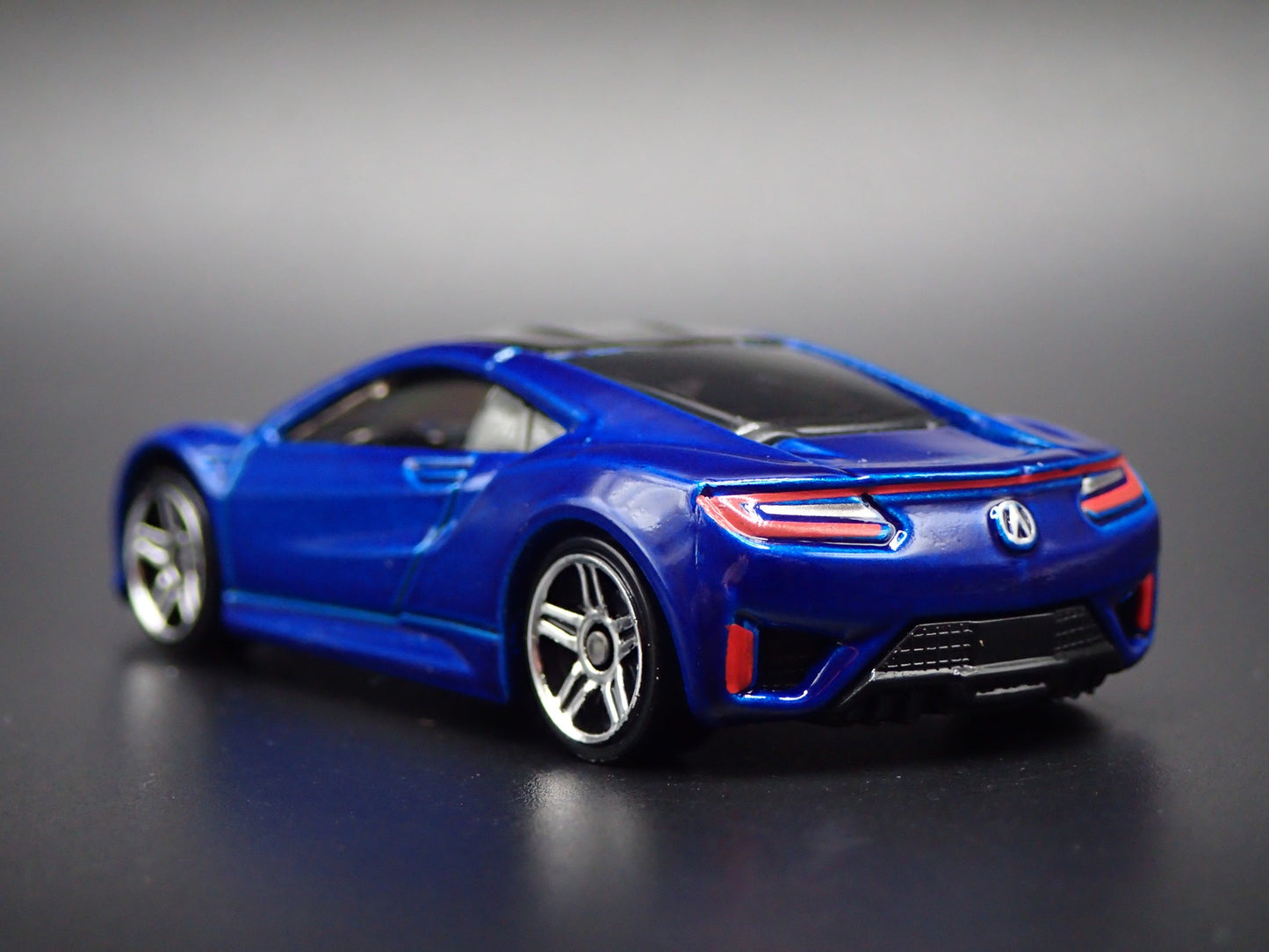 2016-2022 ACURA NSX SUPER CAR 1:64 SCALE COLLECTIBLE DIORAMA DIECAST MODEL CAR