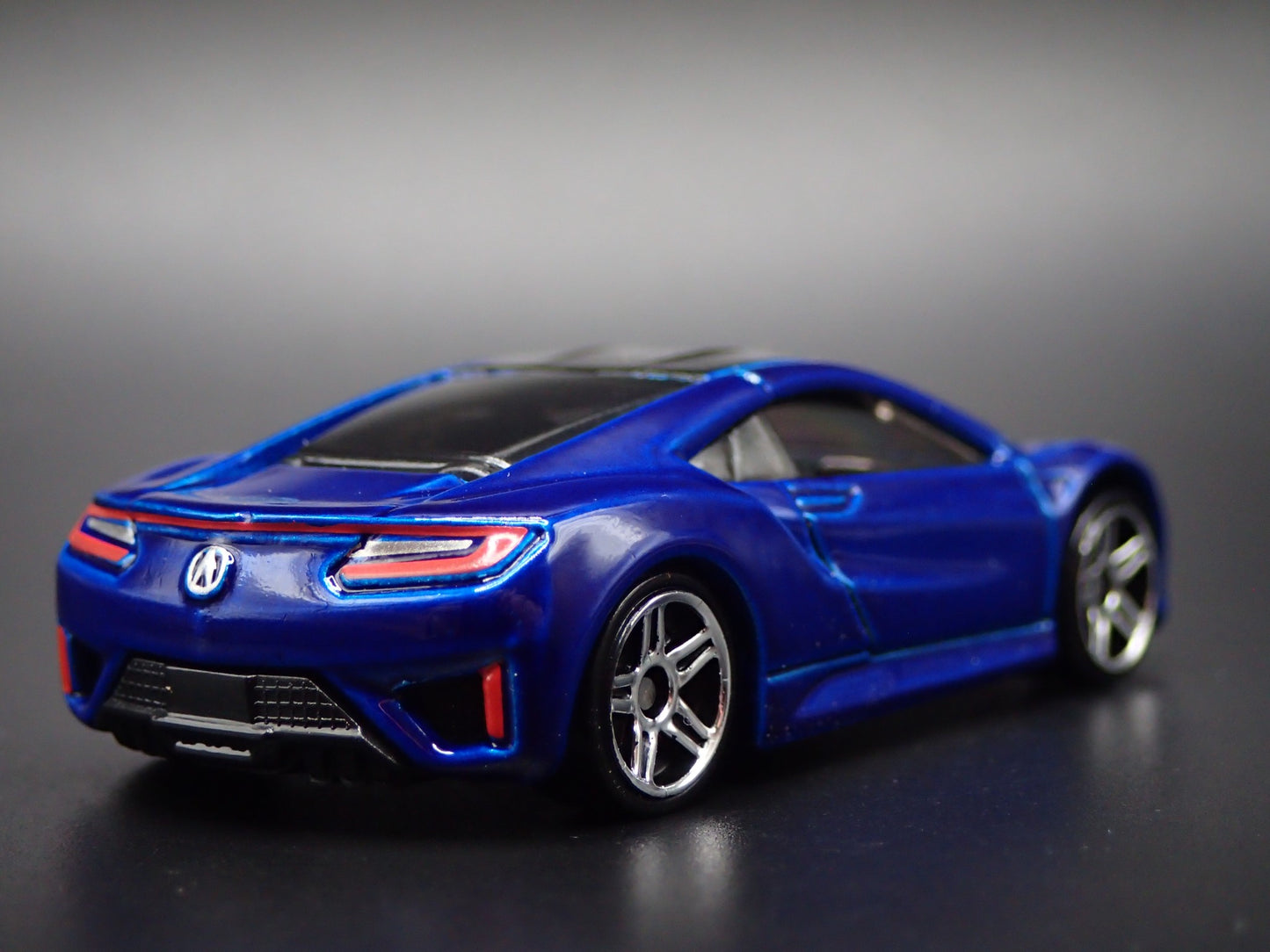 2016-2022 ACURA NSX SUPER CAR 1:64 SCALE COLLECTIBLE DIORAMA DIECAST MODEL CAR
