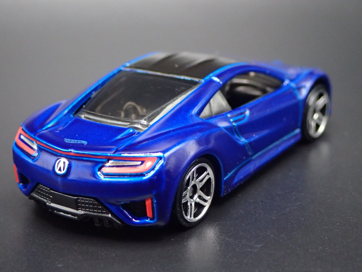 2016-2022 ACURA NSX SUPER CAR 1:64 SCALE COLLECTIBLE DIORAMA DIECAST MODEL CAR