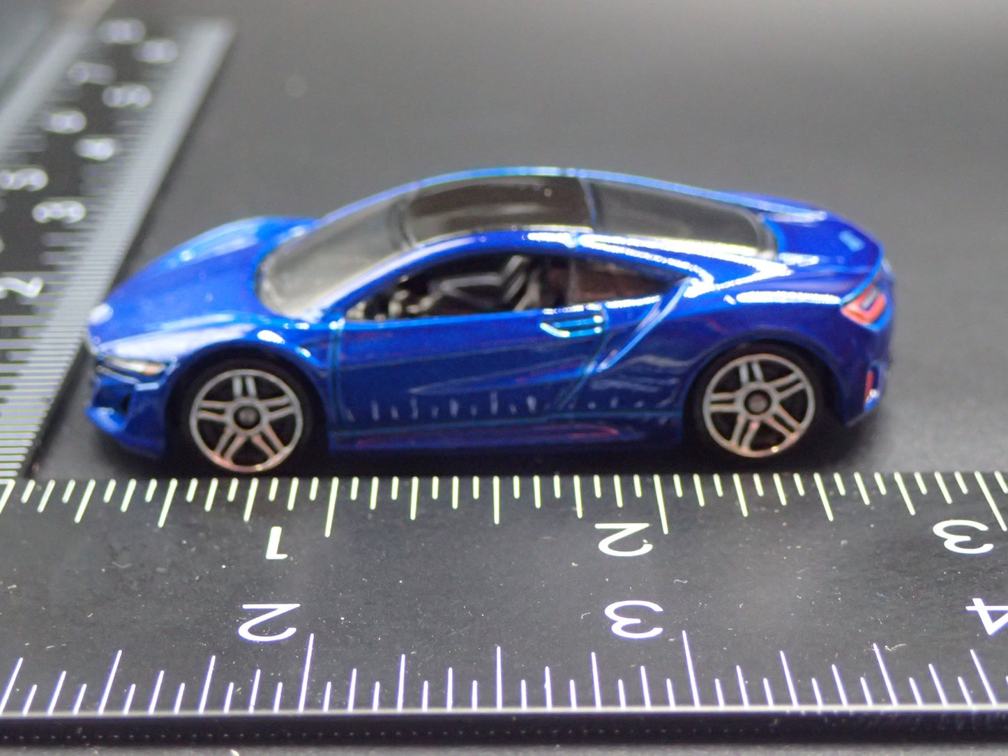 2016-2022 ACURA NSX SUPER CAR 1:64 SCALE COLLECTIBLE DIORAMA DIECAST MODEL CAR
