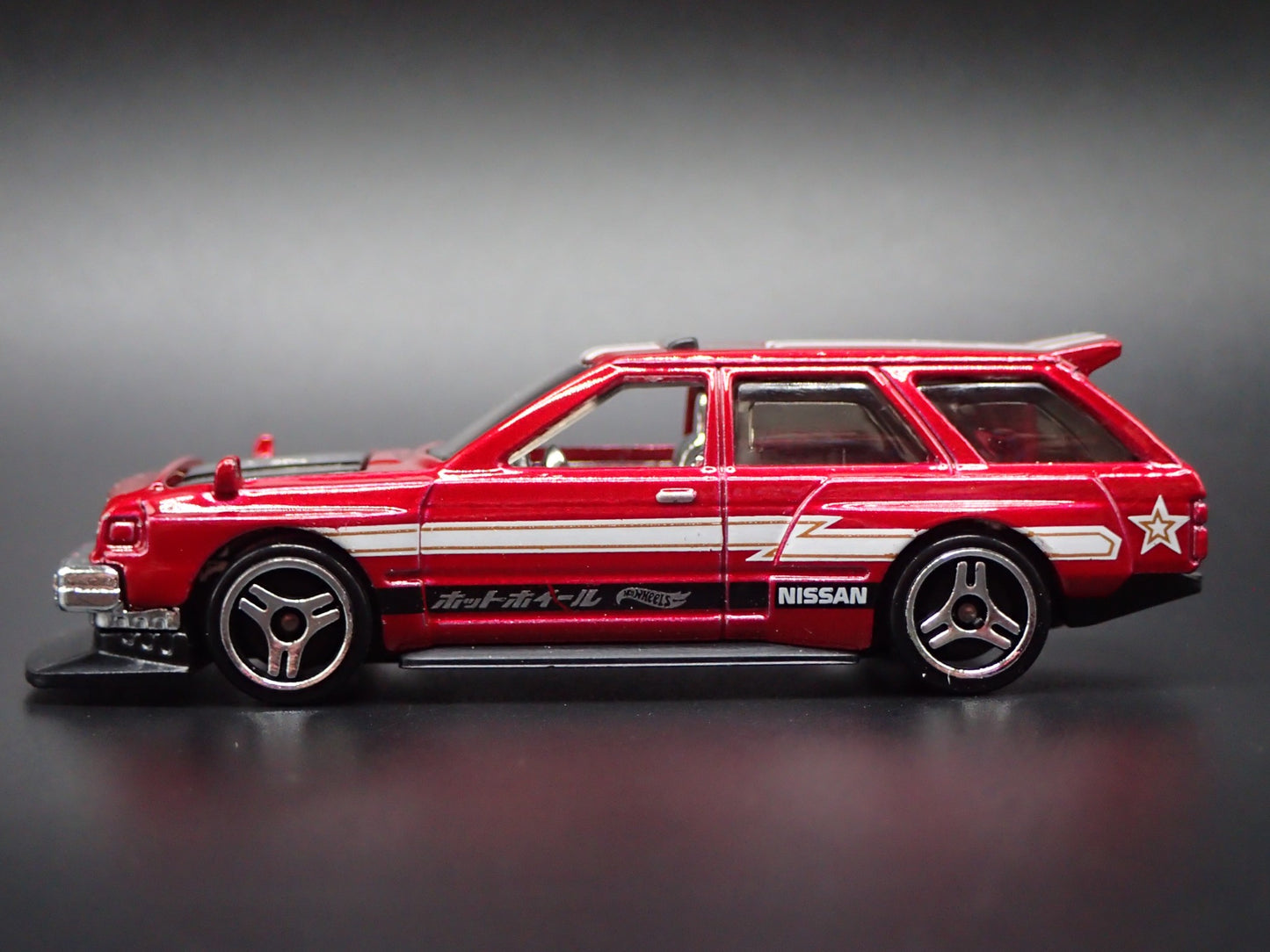 NISSAN MAXIMA DRIFT WAGON RED 1:64 SCALE COLLECTIBLE DIORAMA DIECAST MODEL CAR